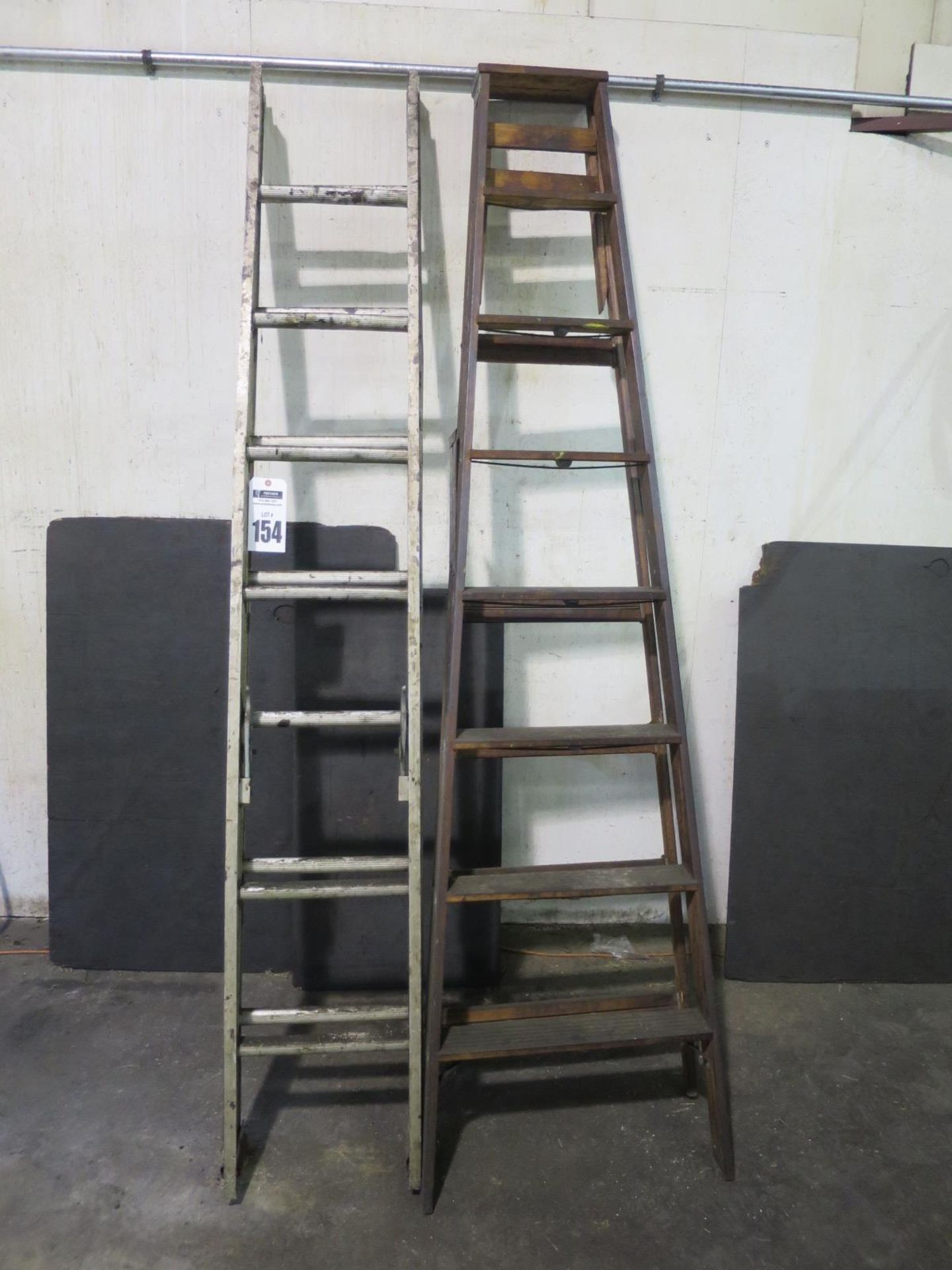 (2) ladders (late delivery)