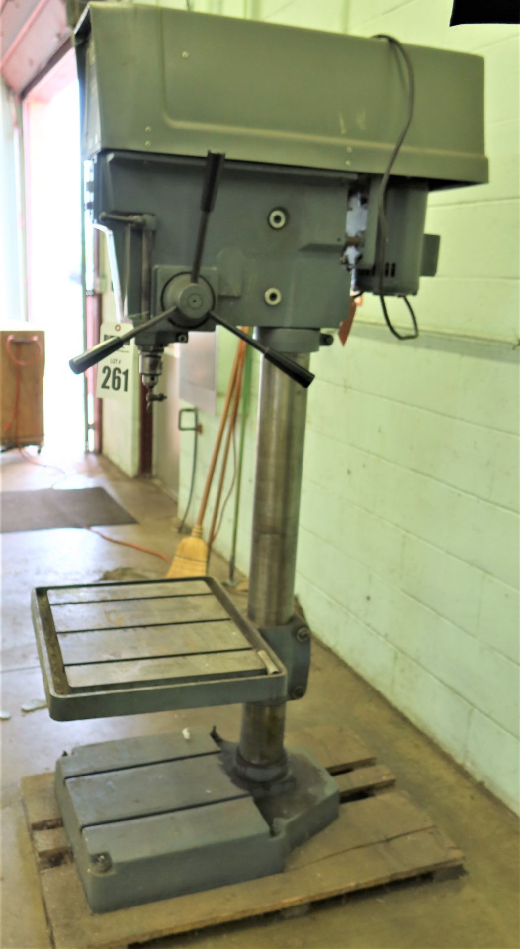 20" Dayton Floor Standing Drill Press Model 3Z713, S/N 126497 - Image 3 of 3