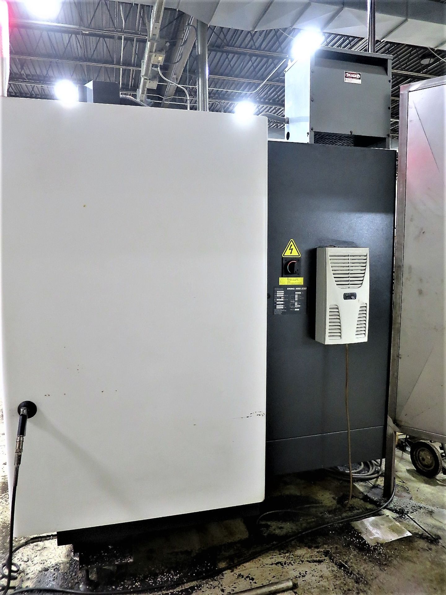 Mori Seiki Duravertical 10335 Eco 3-Axis CNC Vertical Machining Center, S/N 610300063E, New 2012 - Image 9 of 11