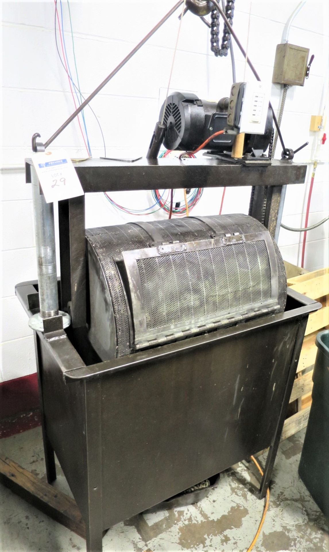 Barrel Type Parts Washer with 1 Ton Hoist and Timer
