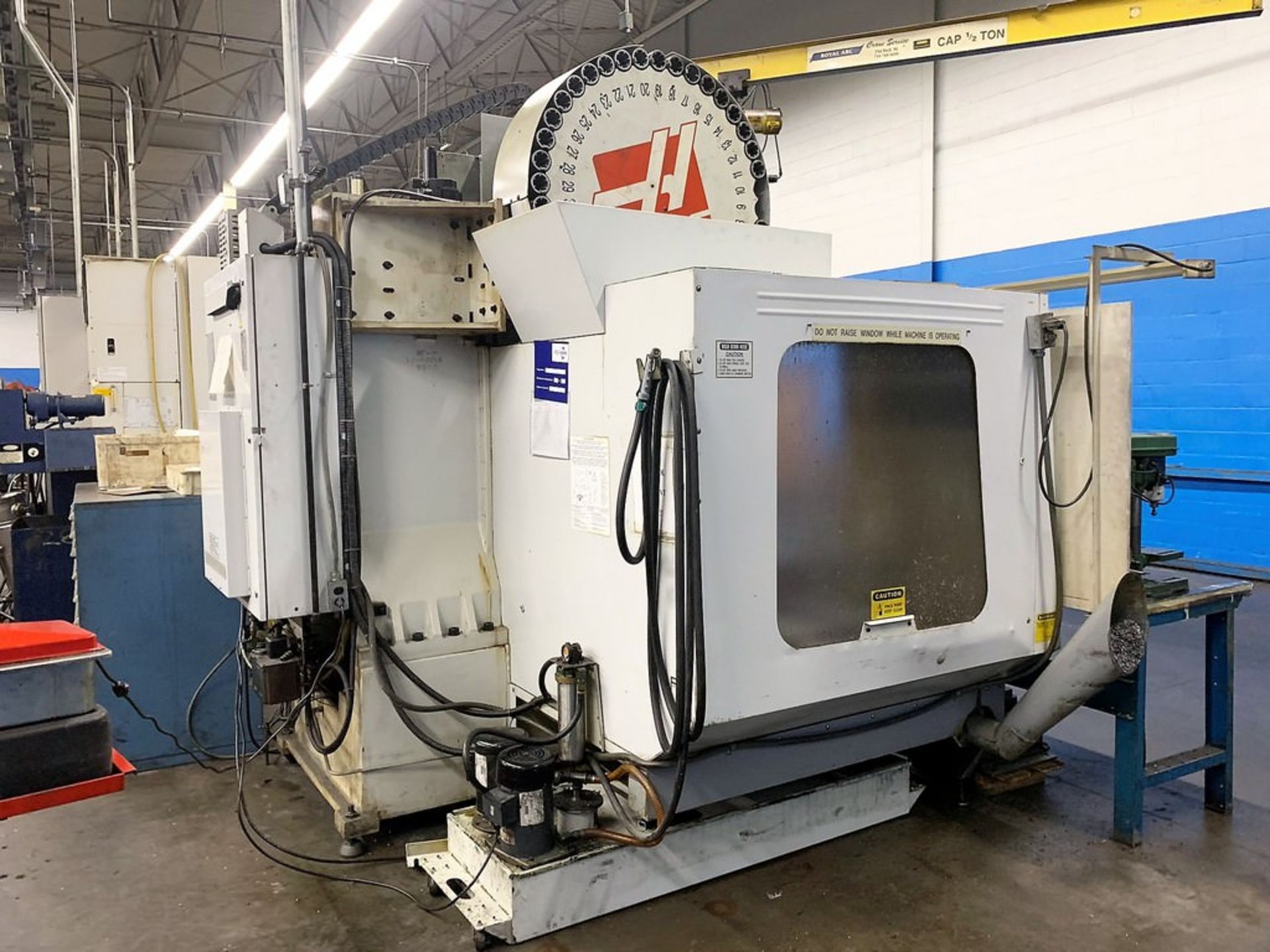 HAAS VF-5/40XT CNC VERTICAL MACHINING CENTER - Image 7 of 9