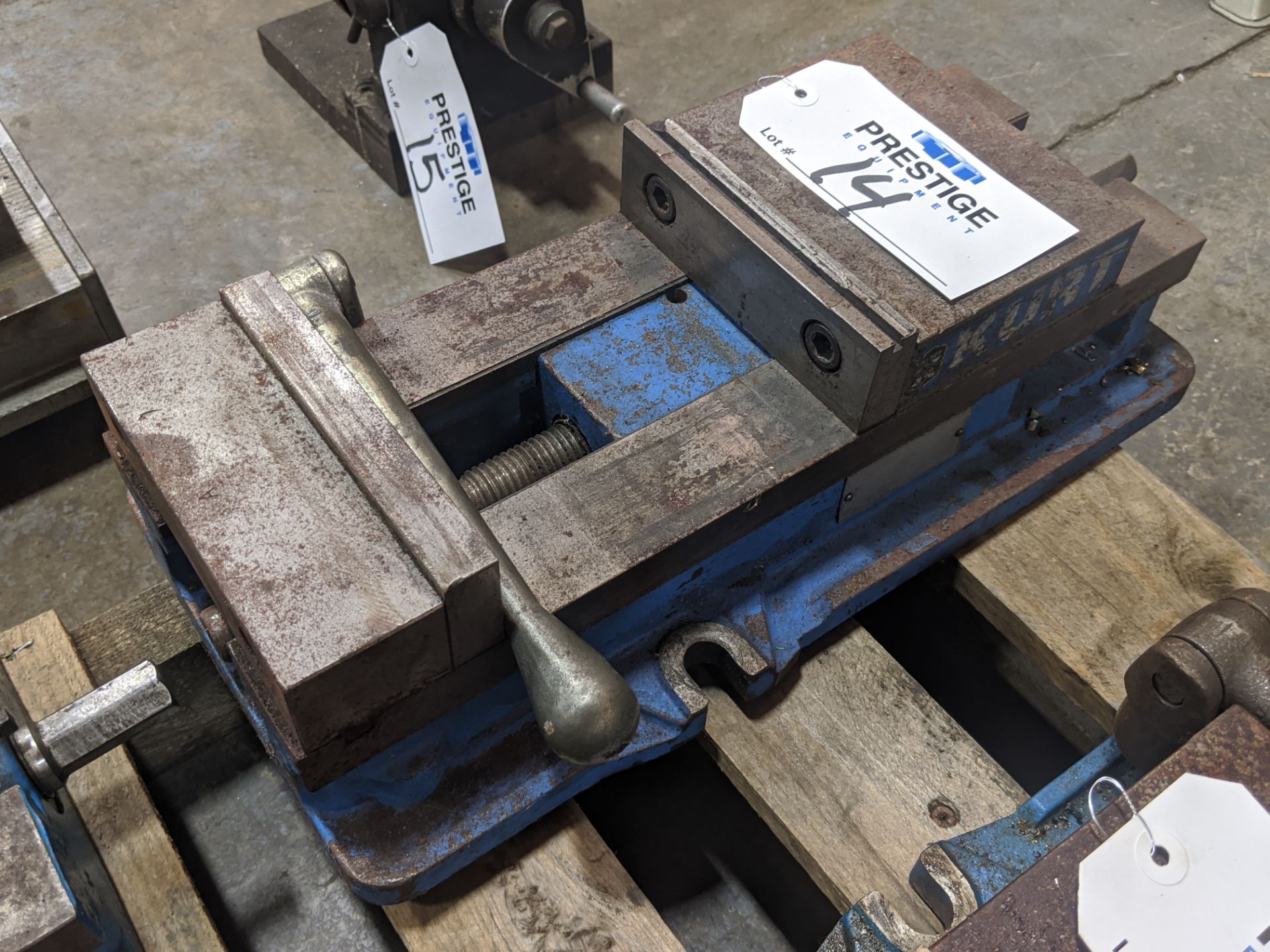 Kurt 6" Machine Vise