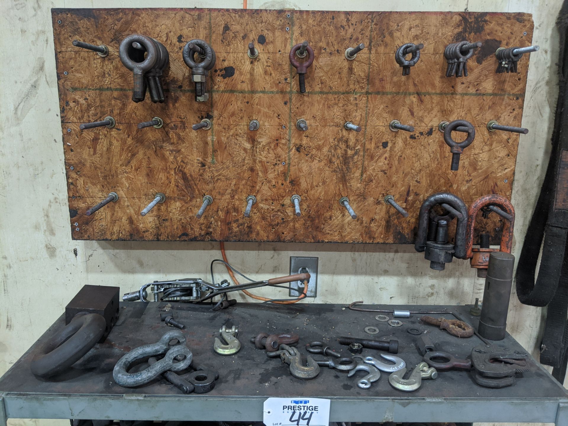 3-Tier Steel Shelving Unit with Contents of Assorted I-Bolts & Lifting Shackles - Image 2 of 4