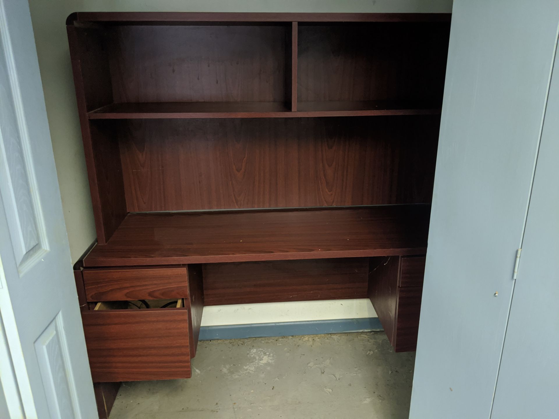 Large Quantity of Office Furniture - Image 5 of 18