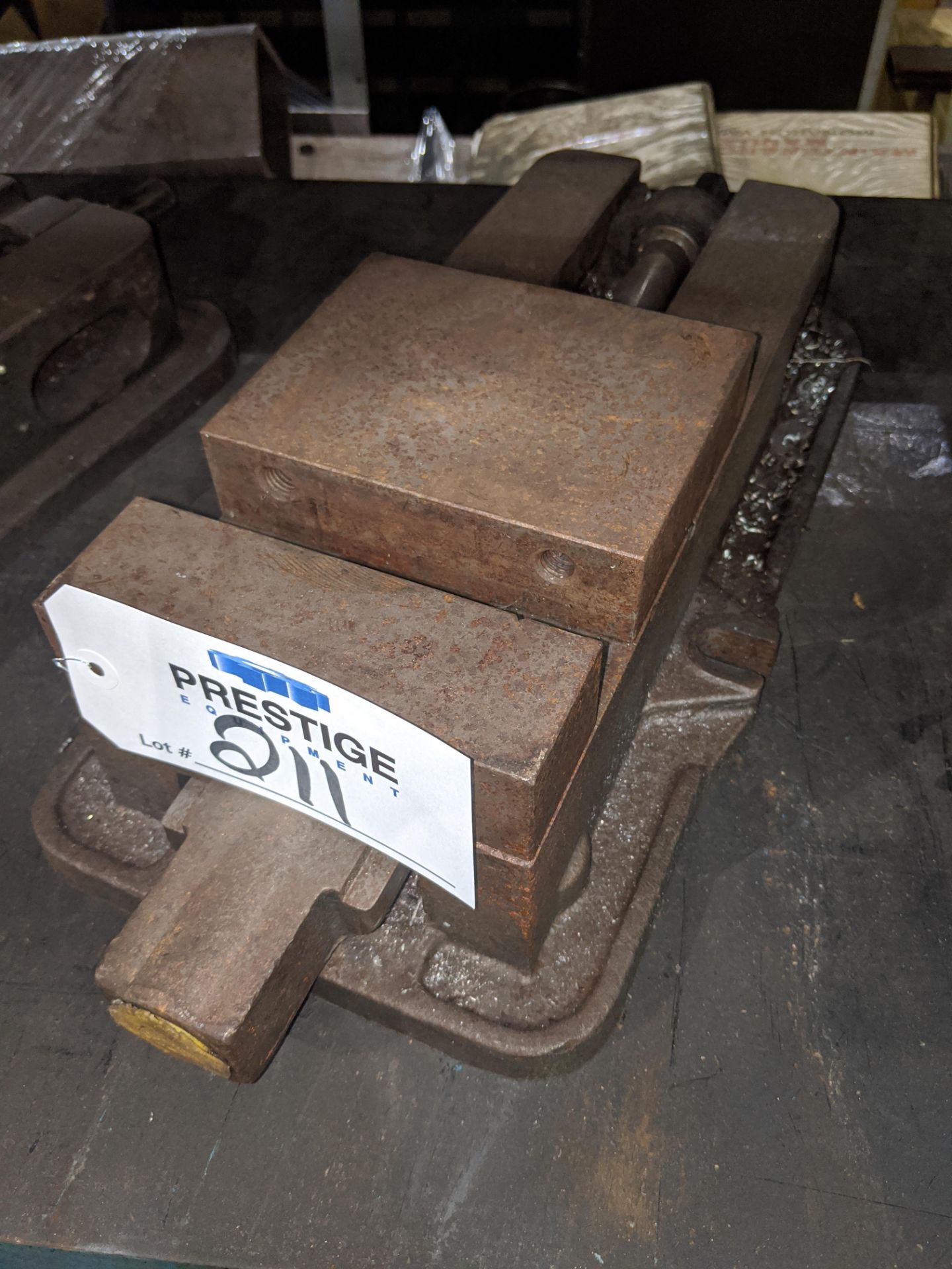 Kurt 6" Machine Vise