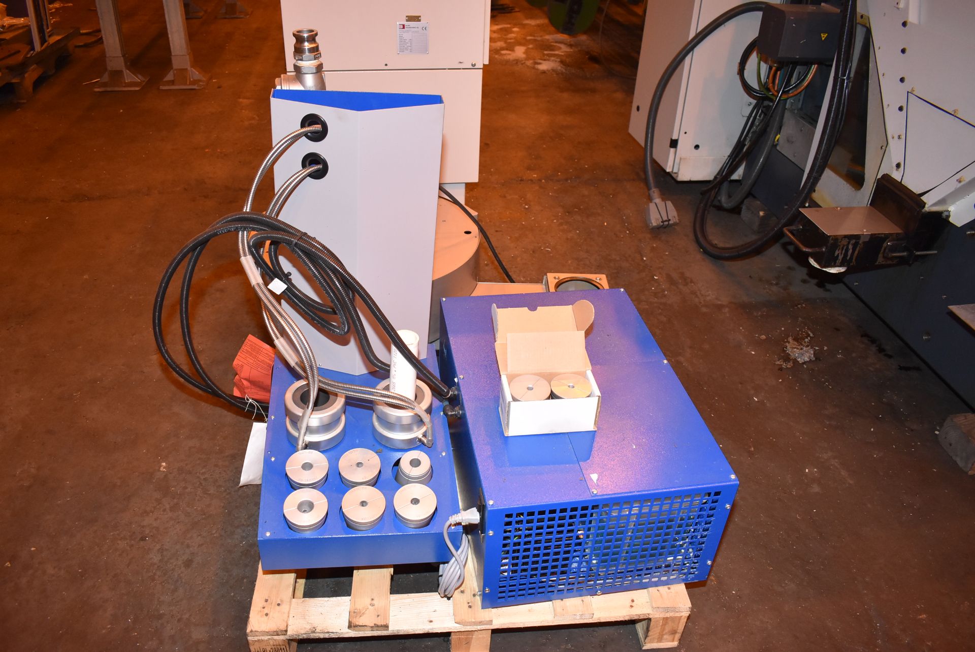 SECO Easyshrink 20 Tool Shrinking Cooling Unit (Can Be Used For MIKRON HSM-400U Machining Centers)