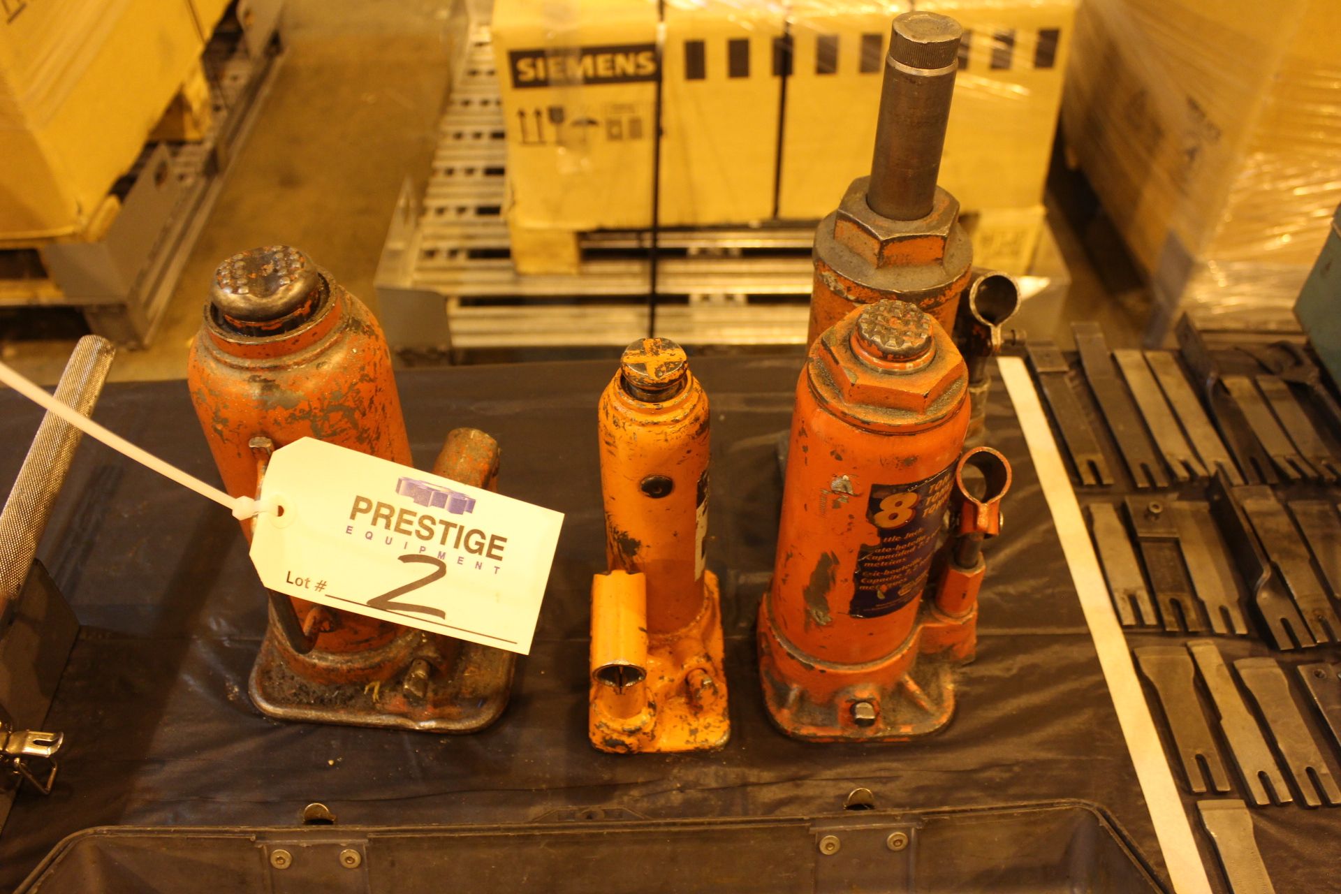 Lot of (4) Hydraulic Bottle Jacks