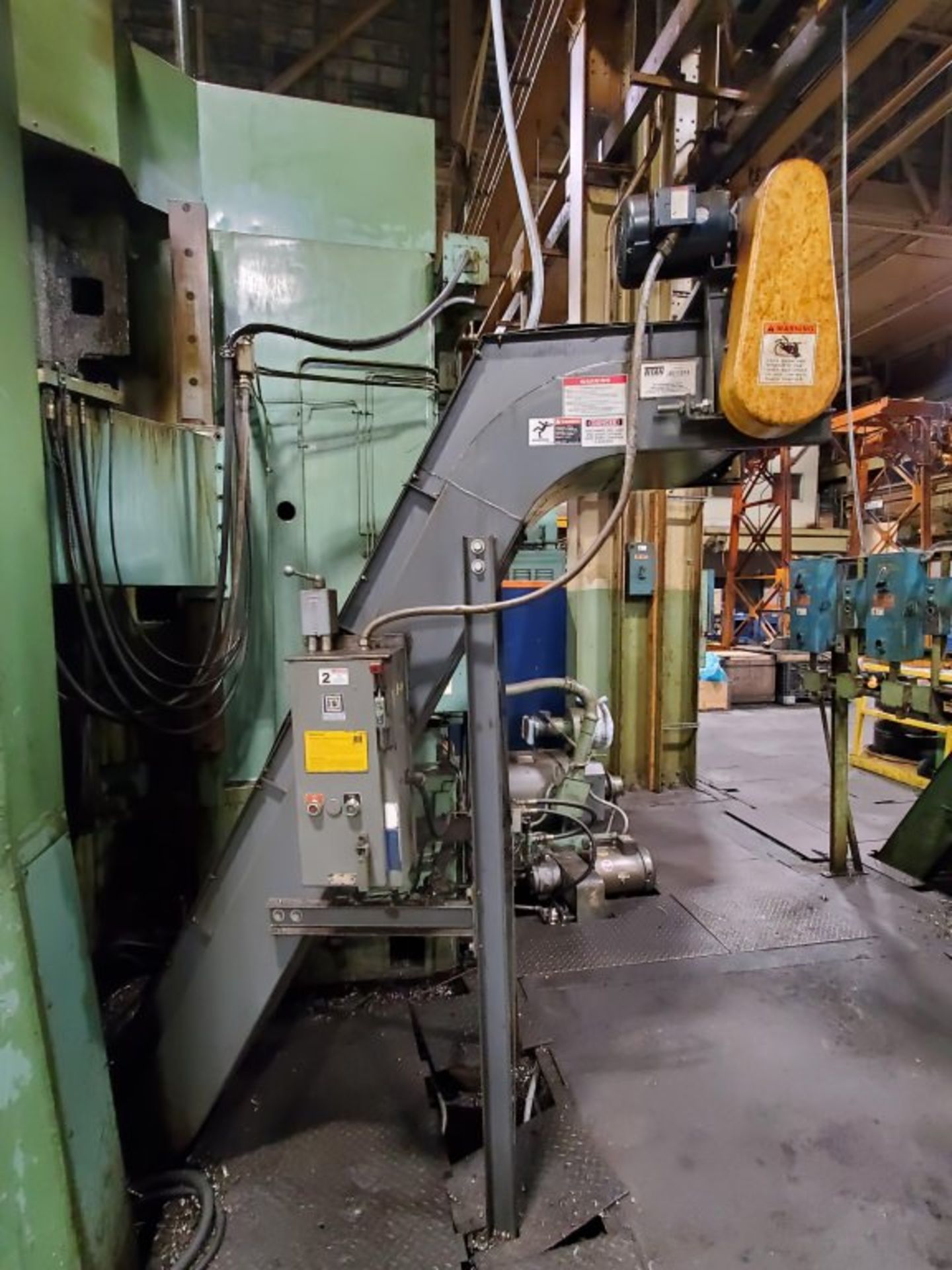Giddings & Lewis VTC-60 CNC Vertical Boring Mill - Image 12 of 13