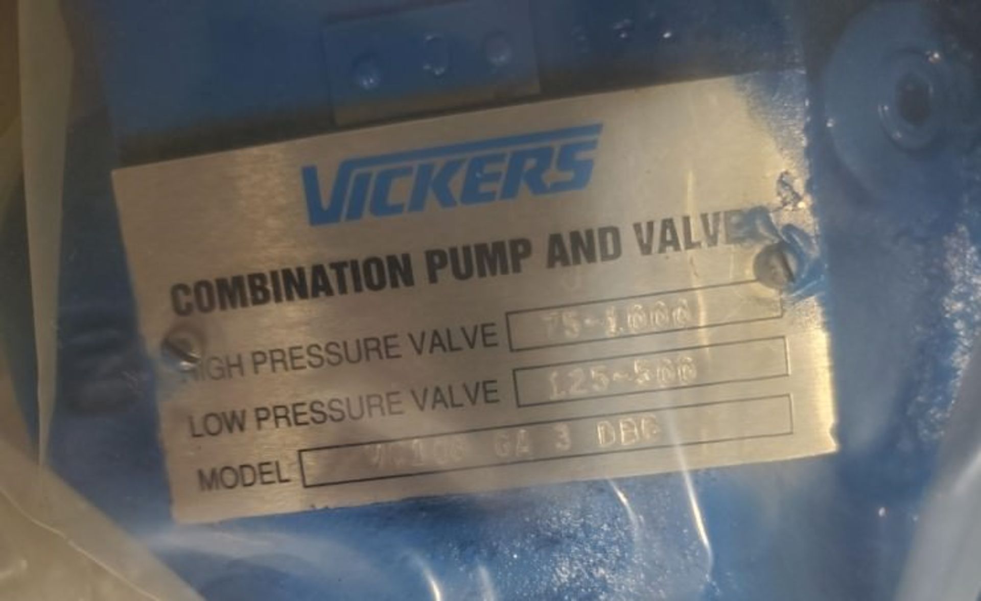 Lot Of (2) Vickers Combination Vane Pump & Valves - Image 3 of 3