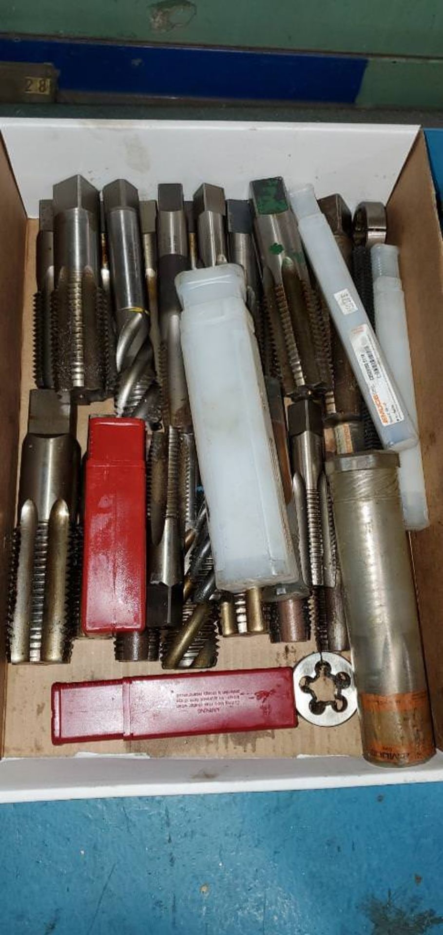 Lot Box of Various Sized Taps - Image 2 of 2