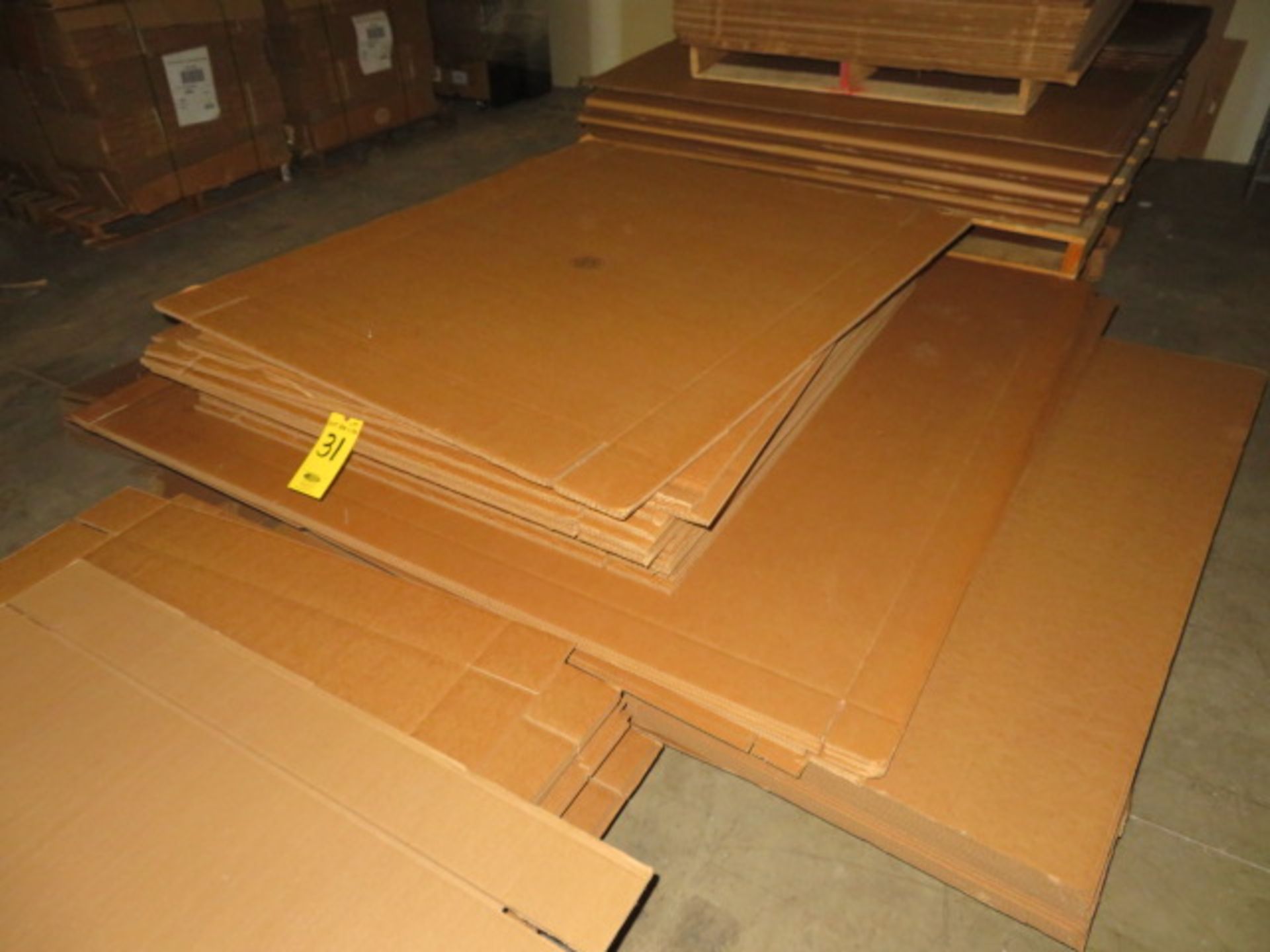 ASST CORRUGATED LIDS & LINER SHEETS - Image 3 of 4