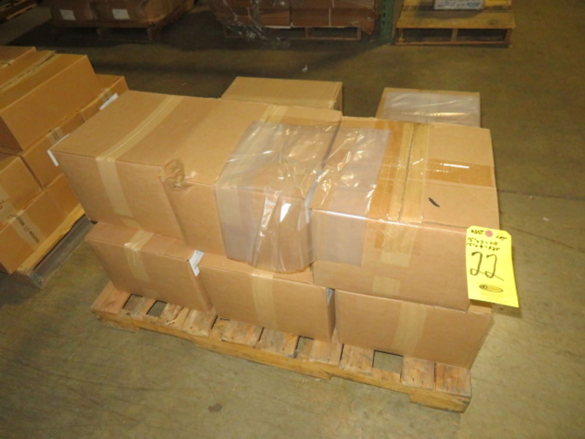 (11) BOXES 15 X 7 X 18 7 15 X 9 X 24 IN POLY UIRETHANE BAGS