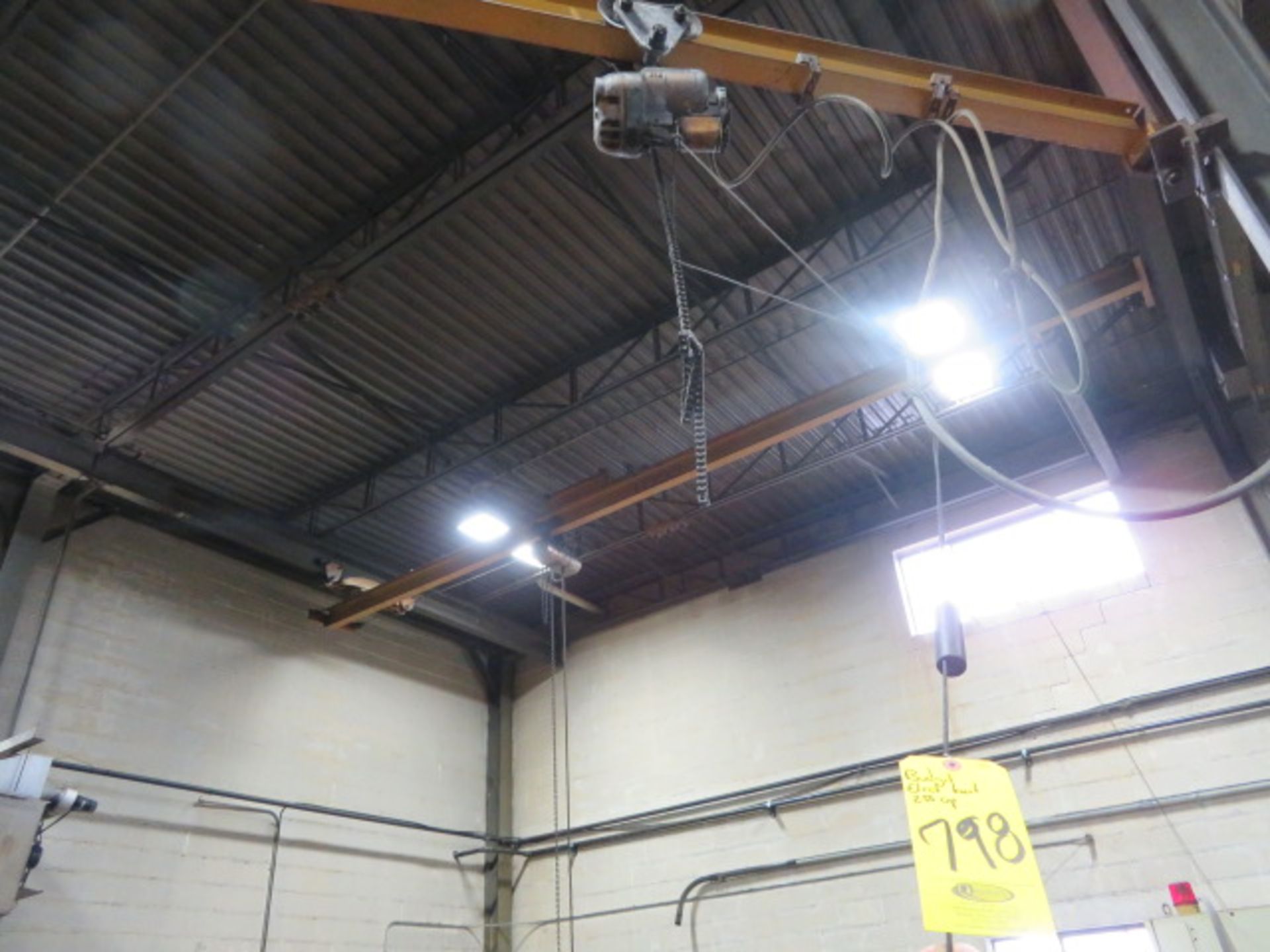 12' COLUMN-MOUNTED JIB W/BUDGIT 1/6 TON ELECTRIC CHAIN HOIST - Image 2 of 2