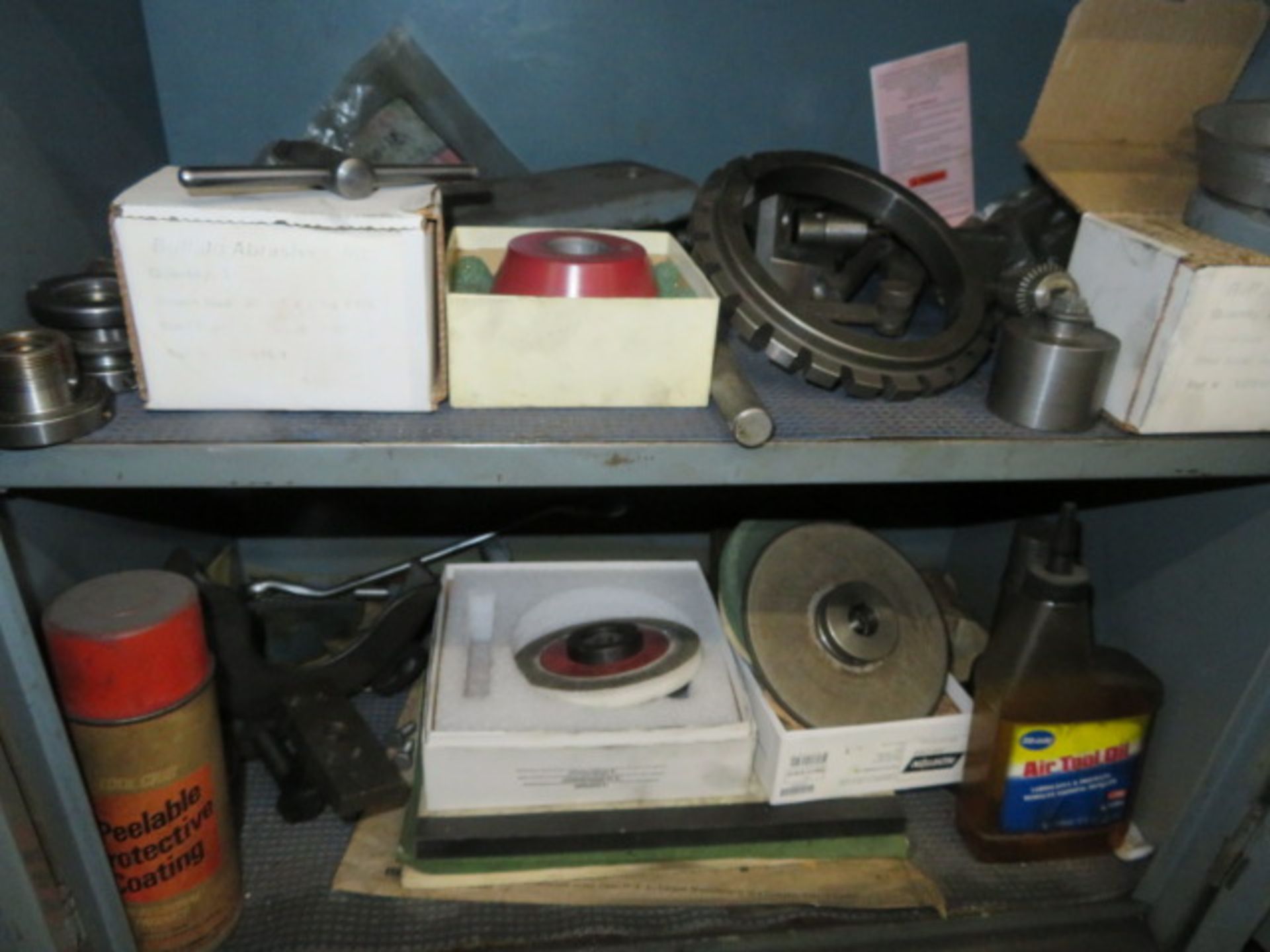 CABINET W/HARIG AIR FLOW FIXTURE AND CONTENTS - Image 4 of 4
