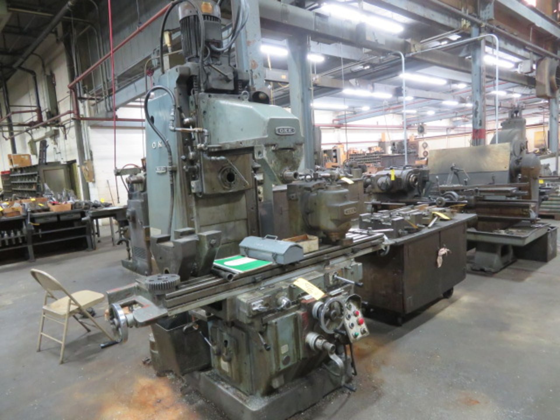 OKK MH-3PII HORIZONTAL MILLING MACHINE WITH VERTICAL HEAD ATTMT & ARBOR SUPPORTS... - Image 3 of 4