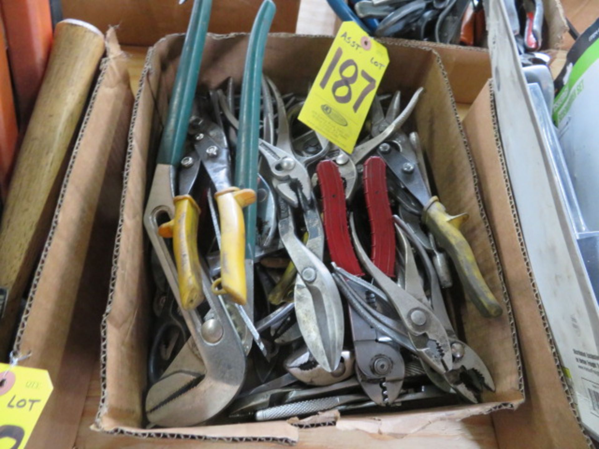 ASSORTED SNIPS AND PLIERS