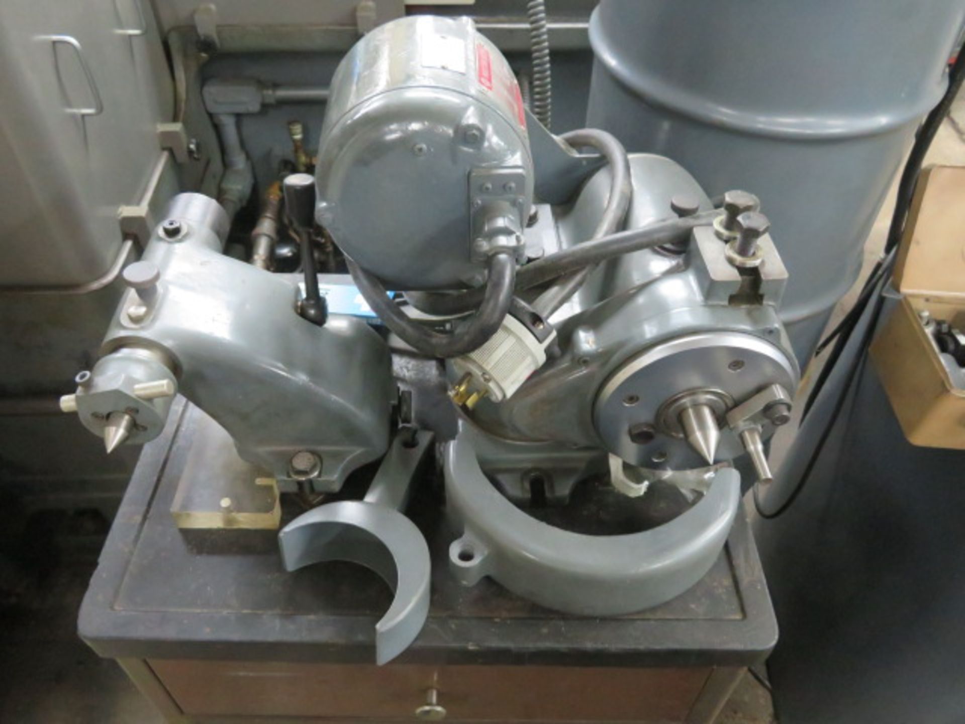 CINCINNATI NO. 2 TOOL & CUTTER GRINDER, S/N 1D2T5A-183, SURFACE ...PLUS $100 RIGGING & LOADING FEE - Image 4 of 6