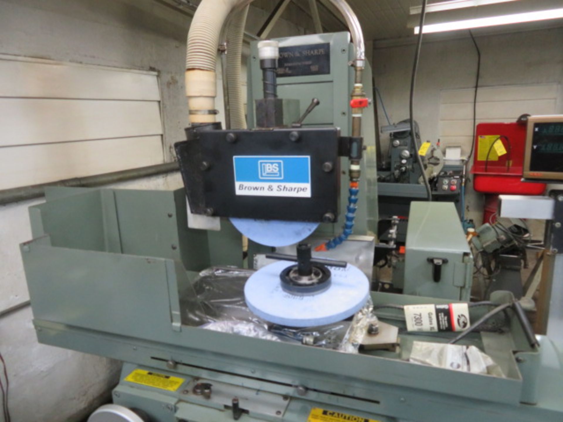 BROWN & SHARPE MICROMASTER 818 HYDRAULIC SURFACE GRINDER, S/N…PLUS $200 RIGGING & LOADING FEE - Image 3 of 6
