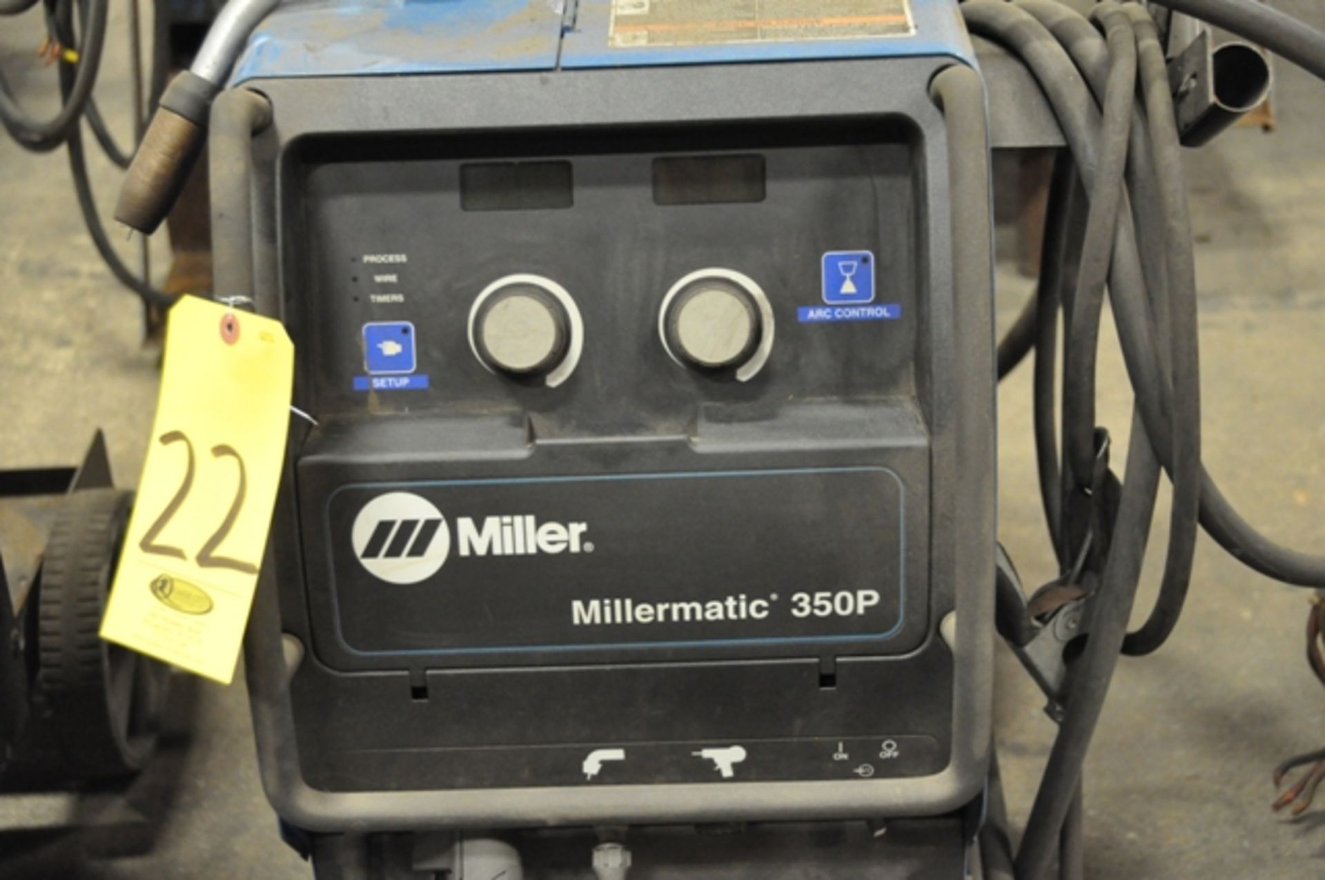 2015 MILLER MIG WELDER, SN. ME313059N, MODEL MILLERMATIC 350P WITH BUILT IN WIRE FEEDER, MIG GUN, - Image 3 of 5