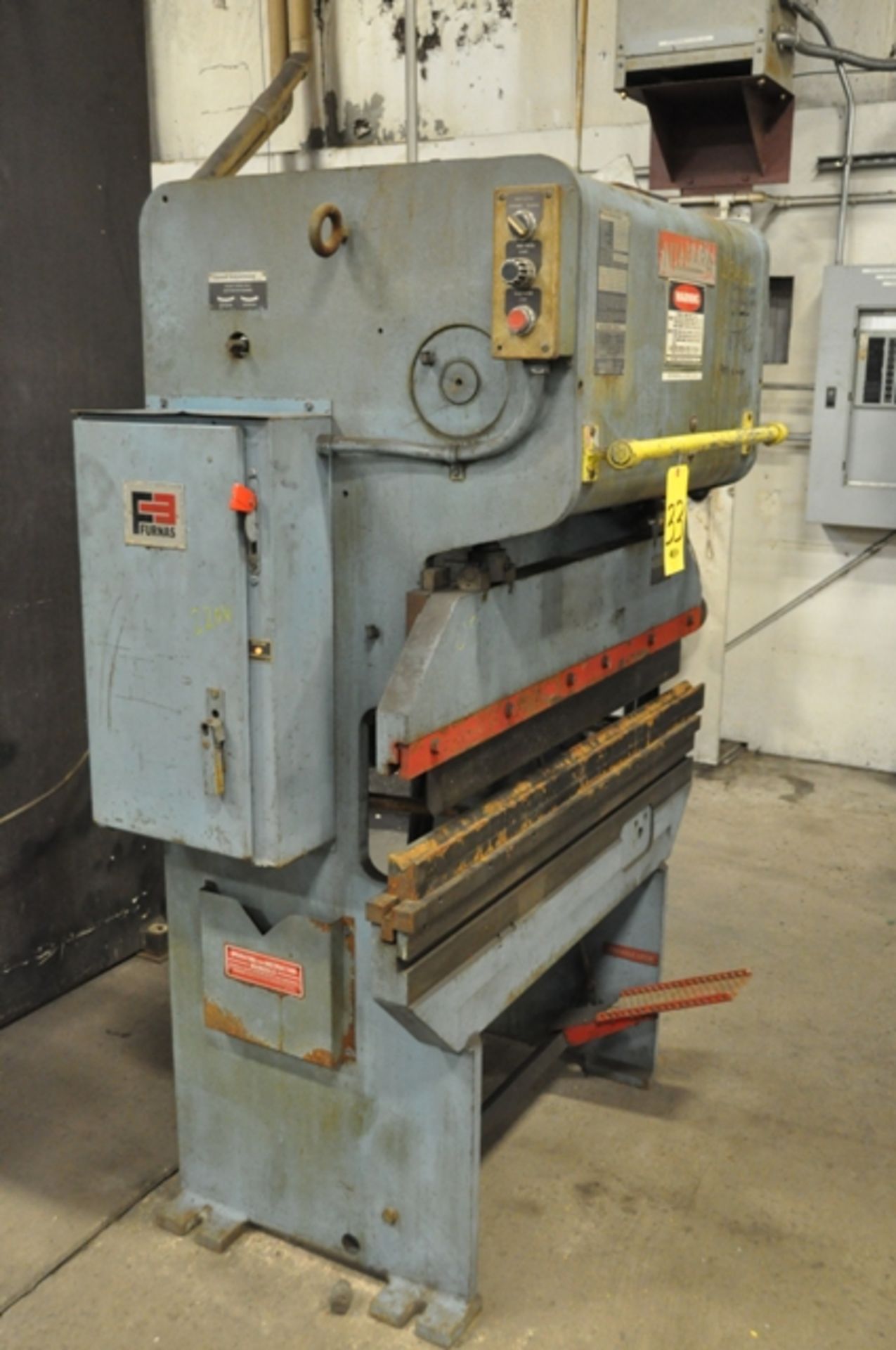 NIAGARA MECH PRESS BRAKE, SN. 51252, NEW 1979, MODEL IB-15-3-4, 15 TON X 4" BED, VARIABLE 20 TO 50 - Image 3 of 4