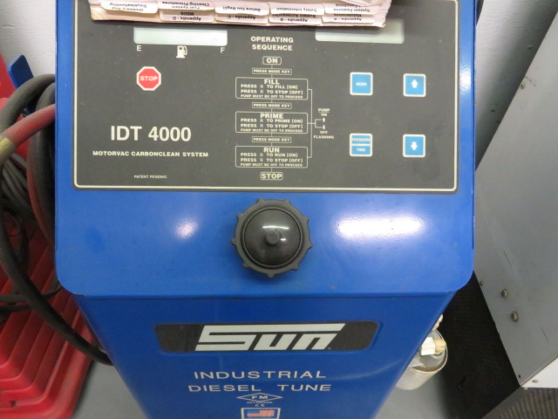 SUN IDT4000 MOTOR VAC CARBON CLEAN SYSTEM (LOCATED IN LUMBERTON,NJ) - Image 2 of 2