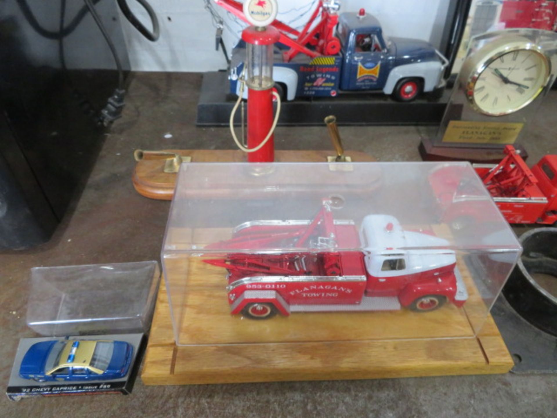 COLLECTOR TOY TRUCKS AND MOBIL PUMP PEN SET (NO PENS) (LOCATED IN LUMBERTON,NJ) - Image 3 of 5