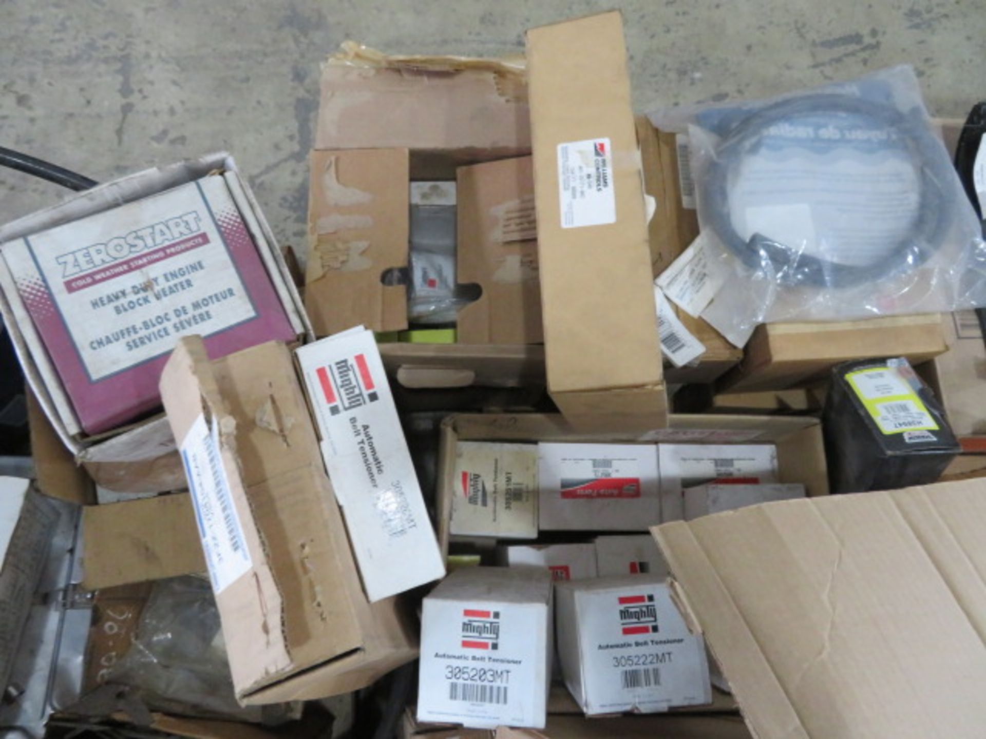 MISCELLANEOUS AUTO AND TRUCK PARTS (WHEEL WEIGHTS, MISC. GASKETS & CLAMPS, FILTERS, CHASSIS PARTS, - Image 5 of 20