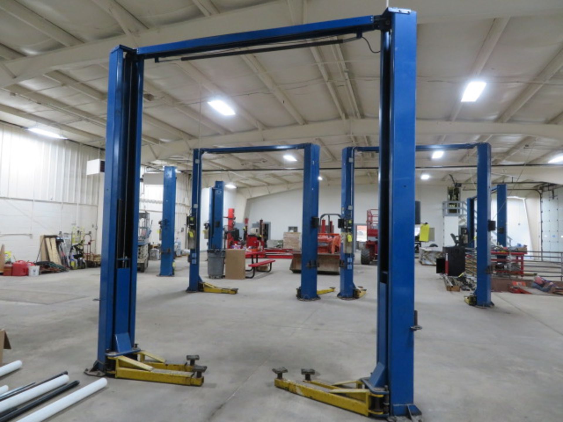 BEN PEARSON TUBEMASTER 9000 AI 9000 LB 2-POST SYMMETRICAL LIFT (LOCATED IN LUMBERTON,NJ) - Image 3 of 3