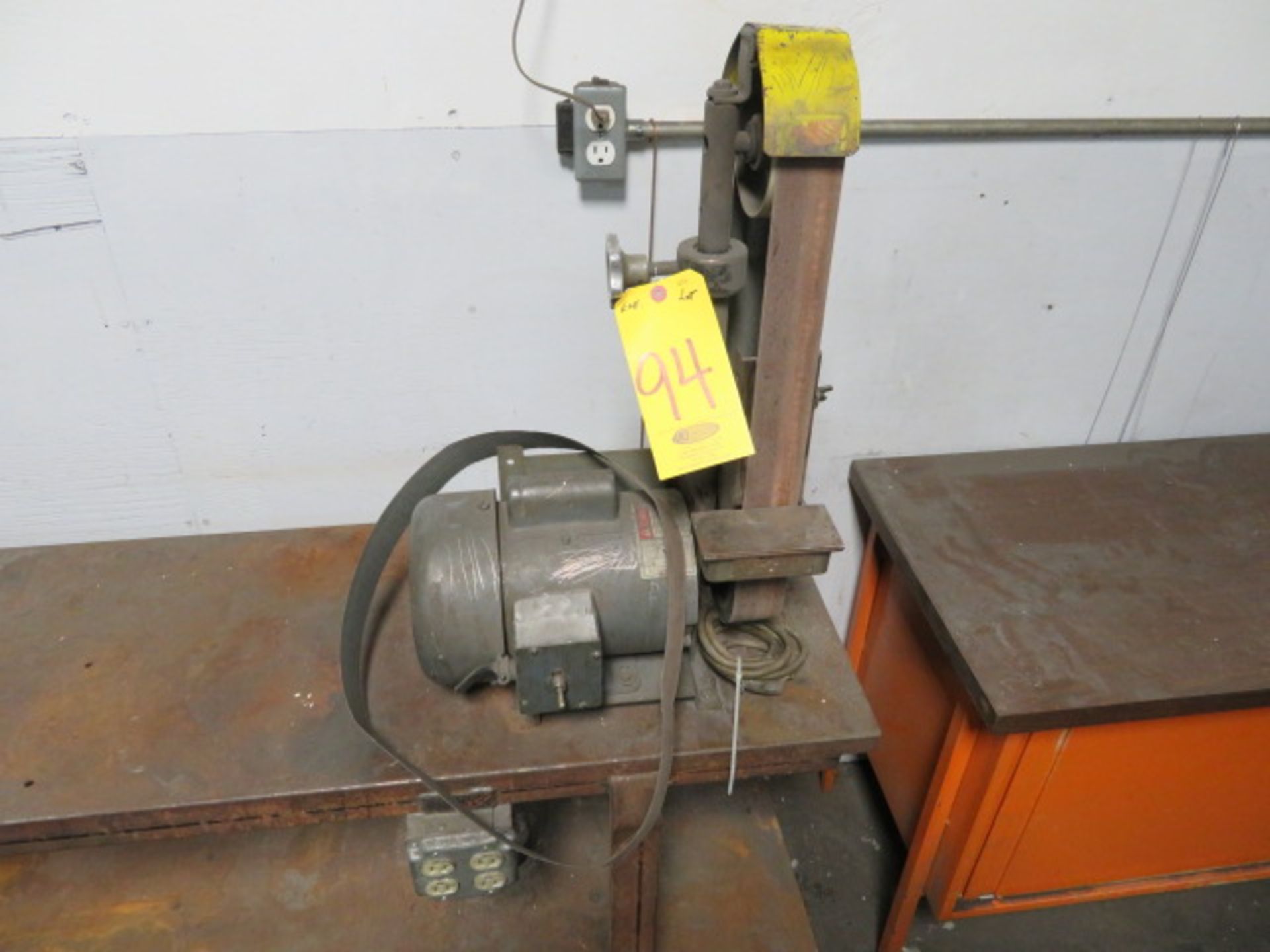2" VERTICAL BELT SANDER W/IRON STAND AND HEAVY DUTY VISE