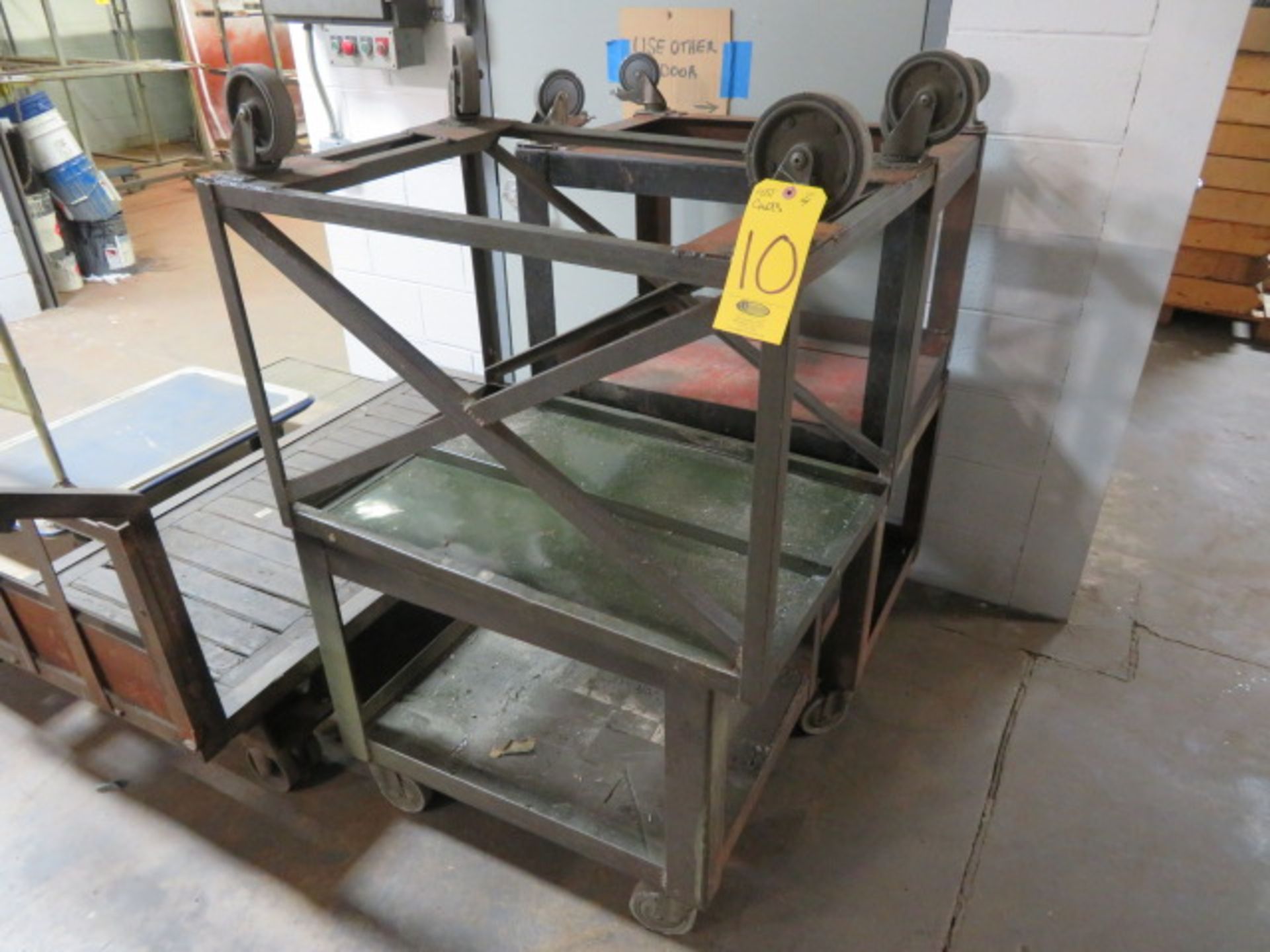 (4) METAL CARTS