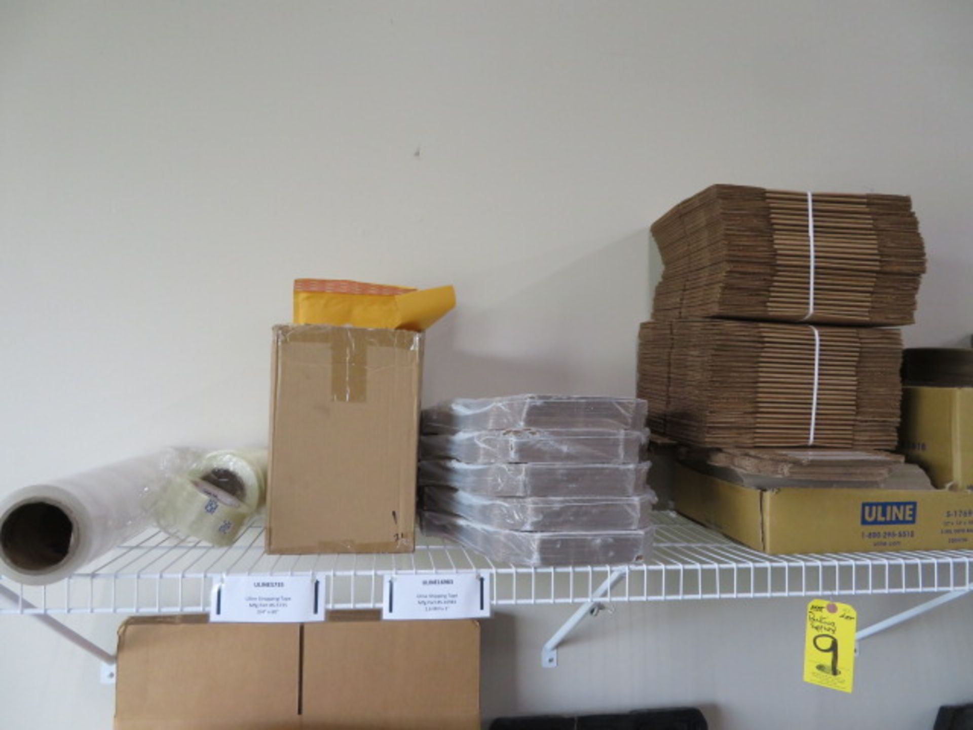 ASSORTED CORRUGATED AND BUBBLE WRAP PACKAGING AND SUPPLIES