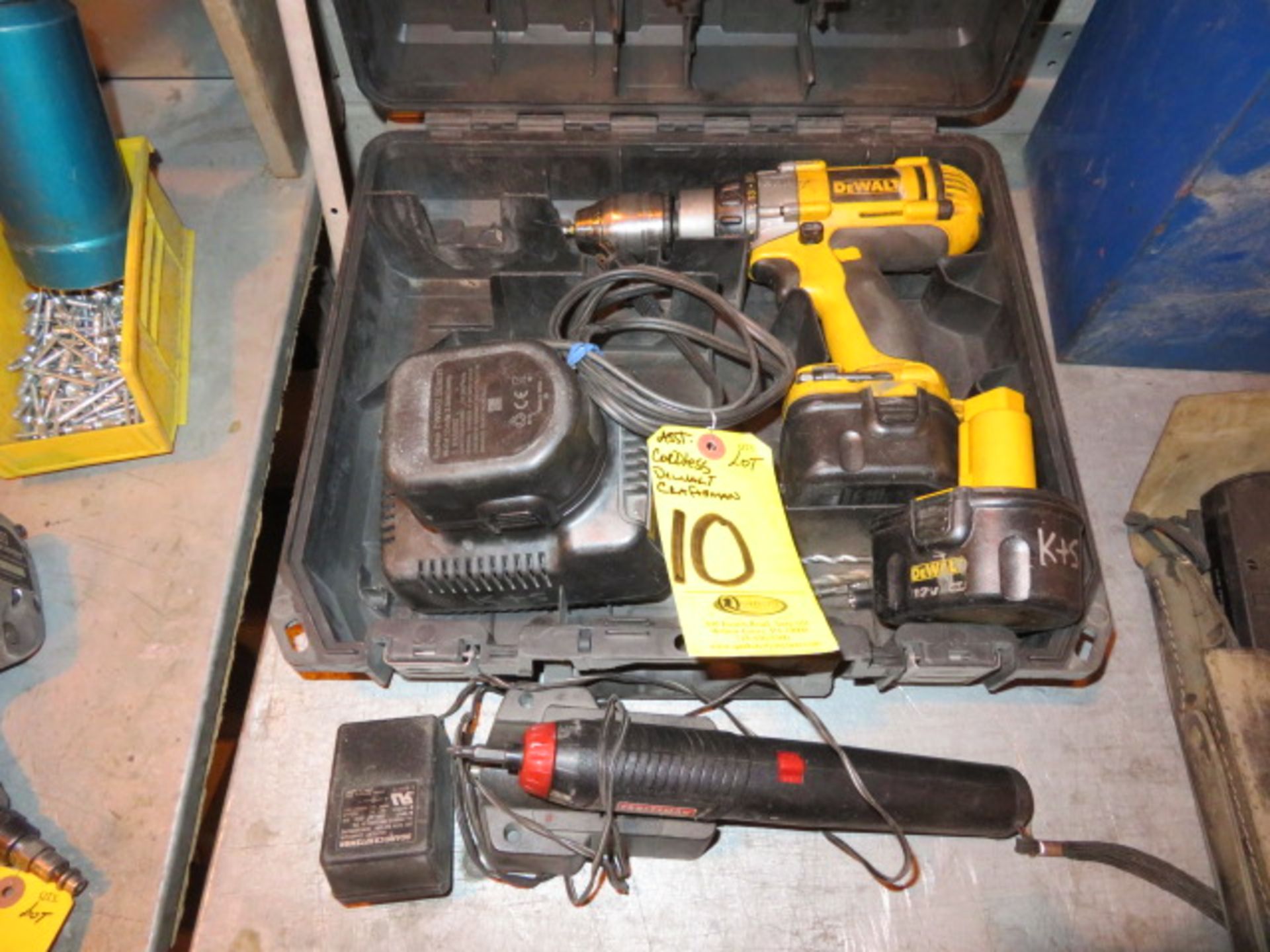 DEWALT CORDLESS DRILL MDL. DC980