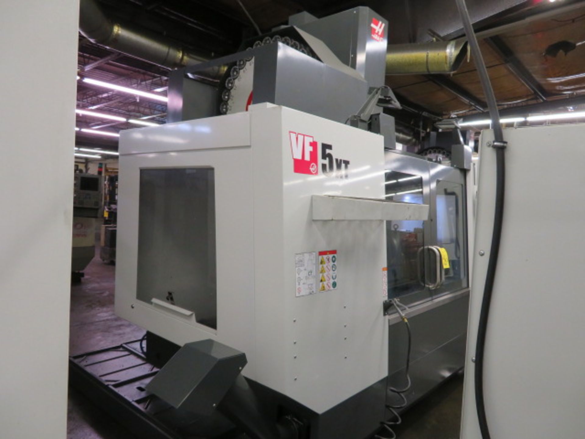 2018 HAAS VF5-50XT CNC Vertical Machining Center, S/N 1151875, HAAS Control, 4TH AXIS ENABLED - Image 6 of 11