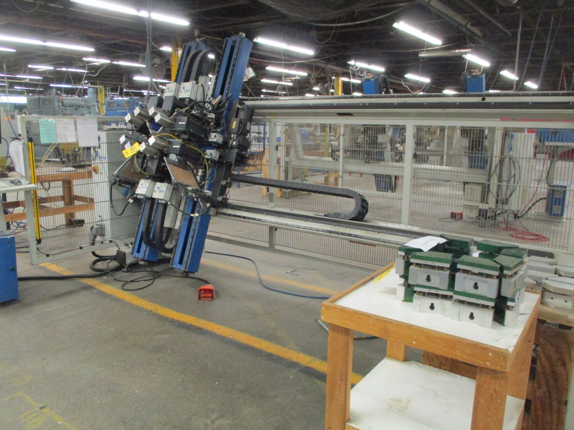 2008 Sturtz SMI-VSM-30/19-C-DS Automatic 4-Point Welder, s/n 120150, 67" Wide x 118" High Work Area… - Image 2 of 4