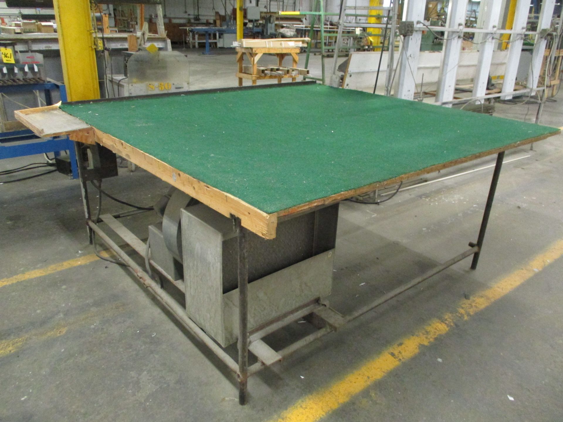 7' x 7' Air Table with Carpet Top