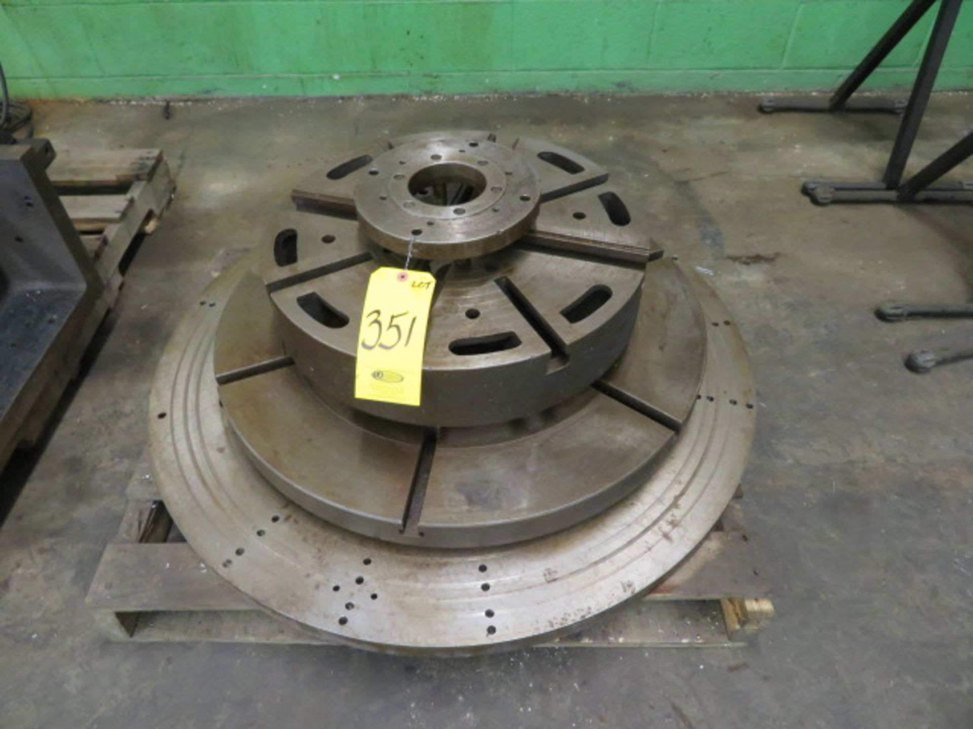 21 IN. 4-JAW CHUCK (D1-8), 30 IN. FACE PLATE AND 40 IN. STEEL PLATE