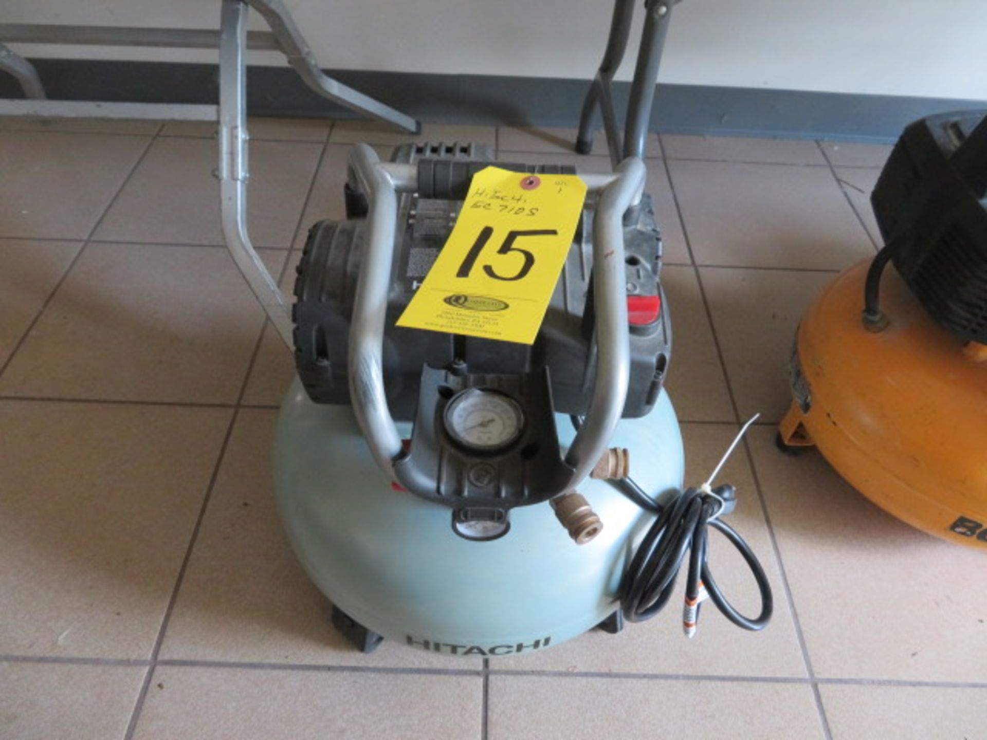 HITATCHI EC710S AIR COMPRESSOR