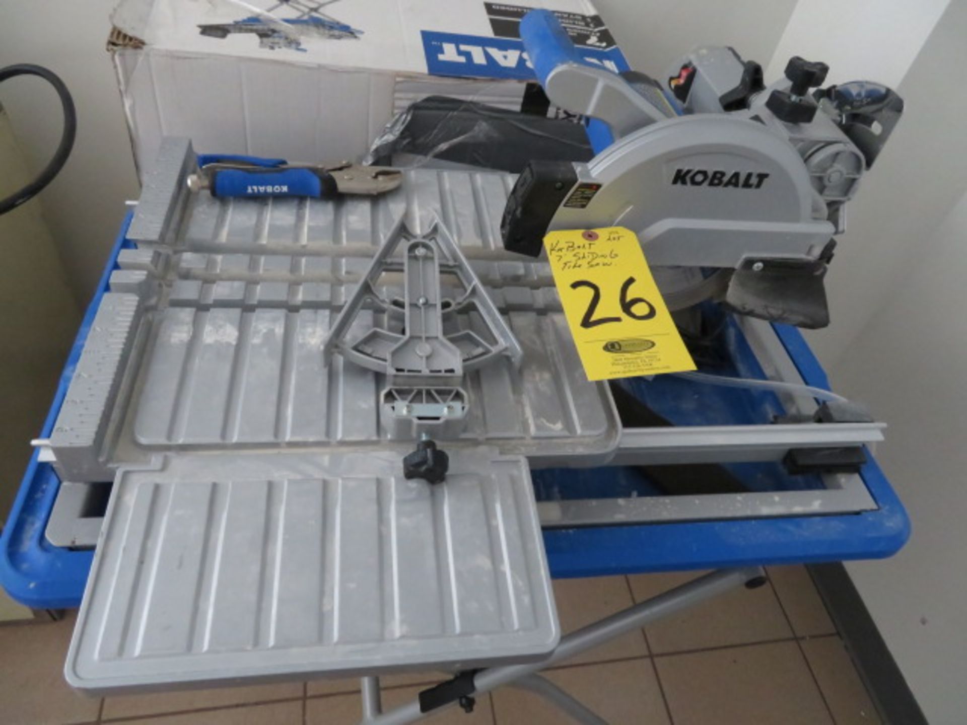 KOBALT 7 IN. SLIDING TABLE TOP WET TILE SAW W/STAND( SHOWS LITTLE USE) - Image 2 of 2