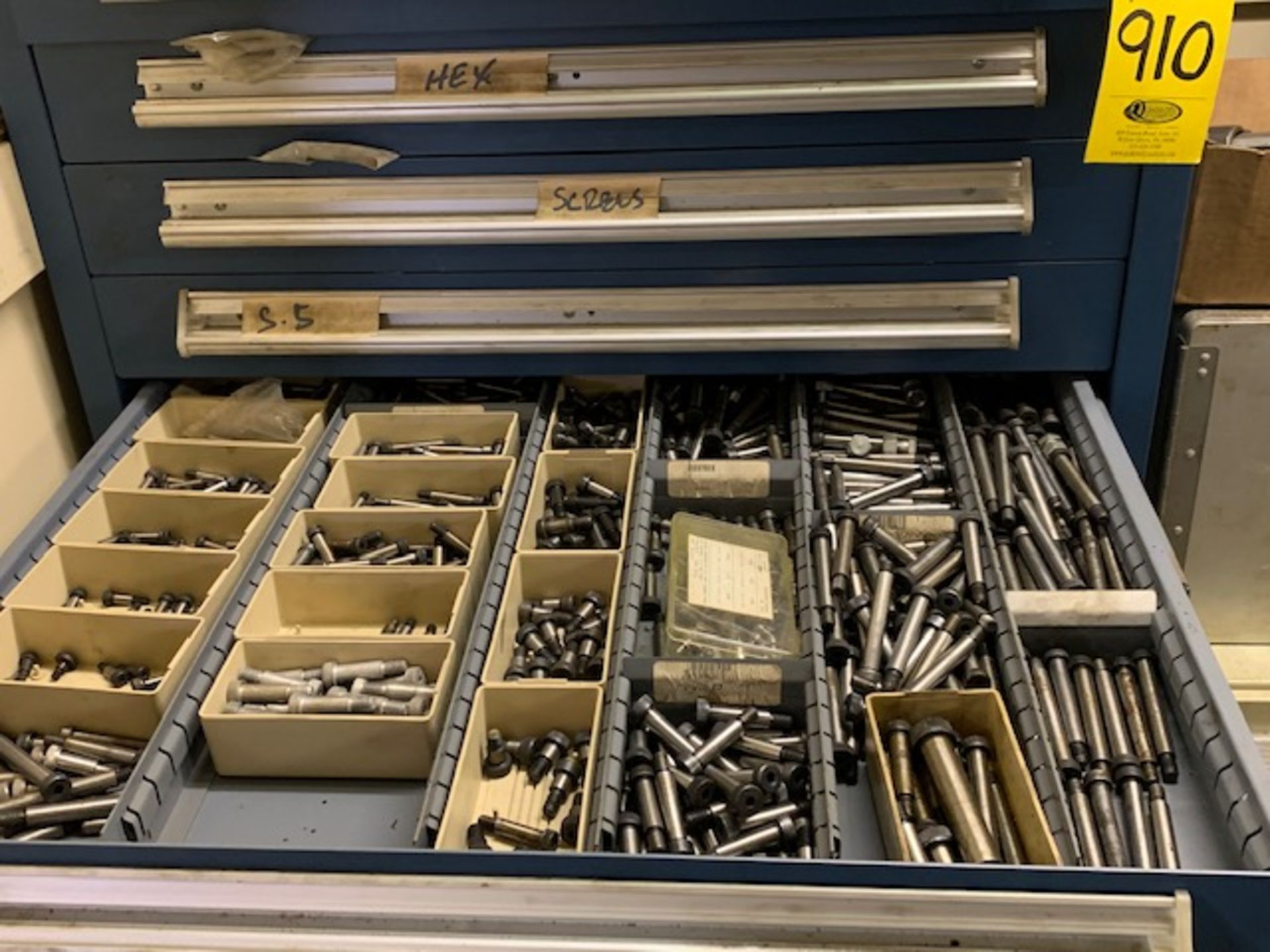 VIDMAR 15-DRAWER CABINET WITH PRESS DIE SPRINGS AND ASSORTED HARDWARE CONTENTS - Image 6 of 15