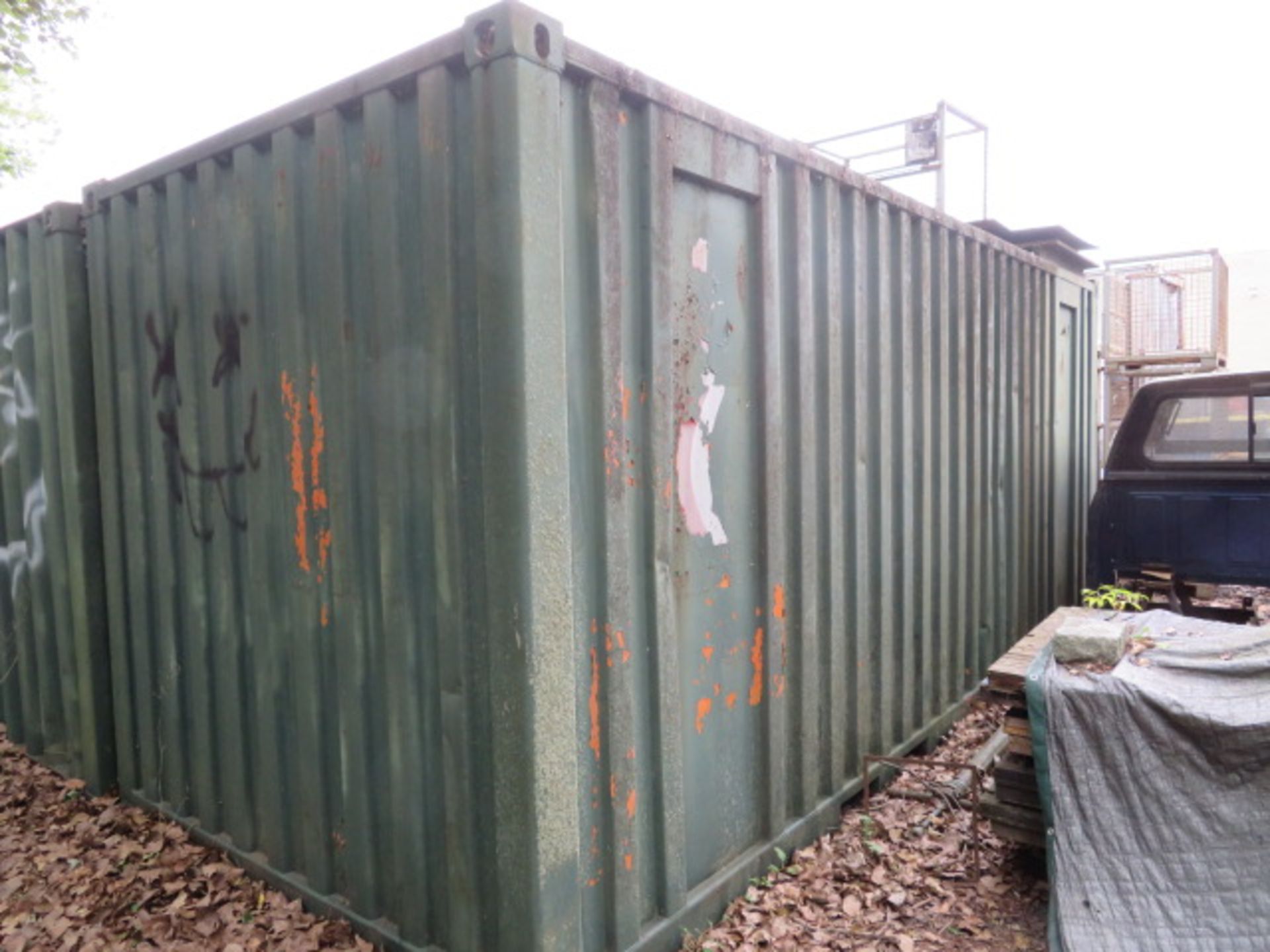20 FT. STORAGE CONTAINER (MISSING ONE DOOR) - (CONTENTS NOT INCLUDED - CALL PRIOR TO REMOVAL) - Image 4 of 4