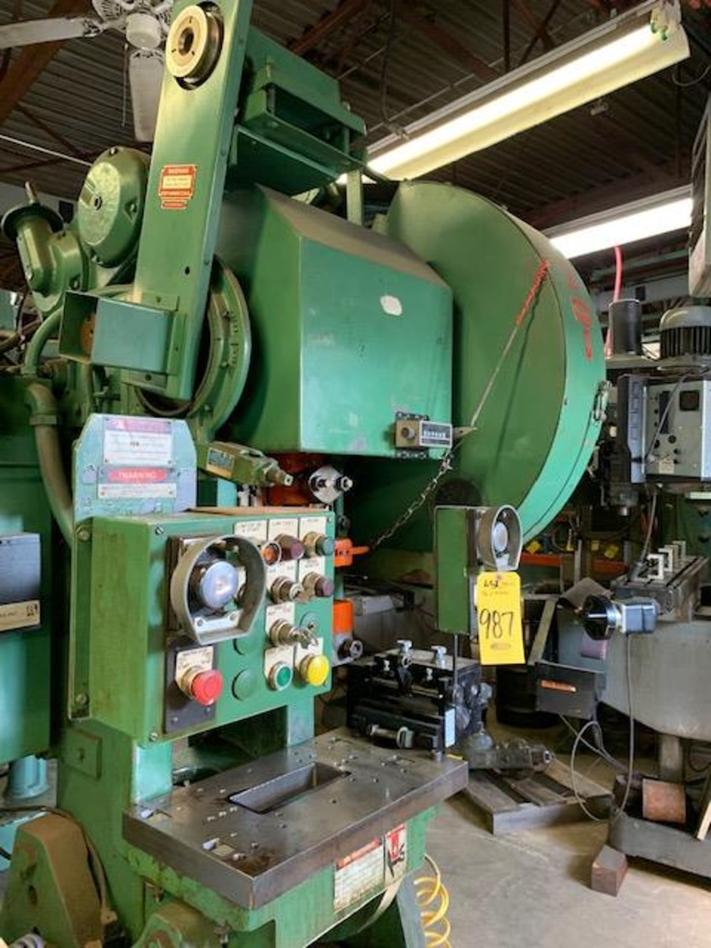 L AND J NO. 27 OBI PRESS, S/N 2792001, 27 TON, 2 IN. SLIDE ADJ., 11 IN. SHUT HEIGHT, 21-1/2 IN. X 13 - Image 2 of 5