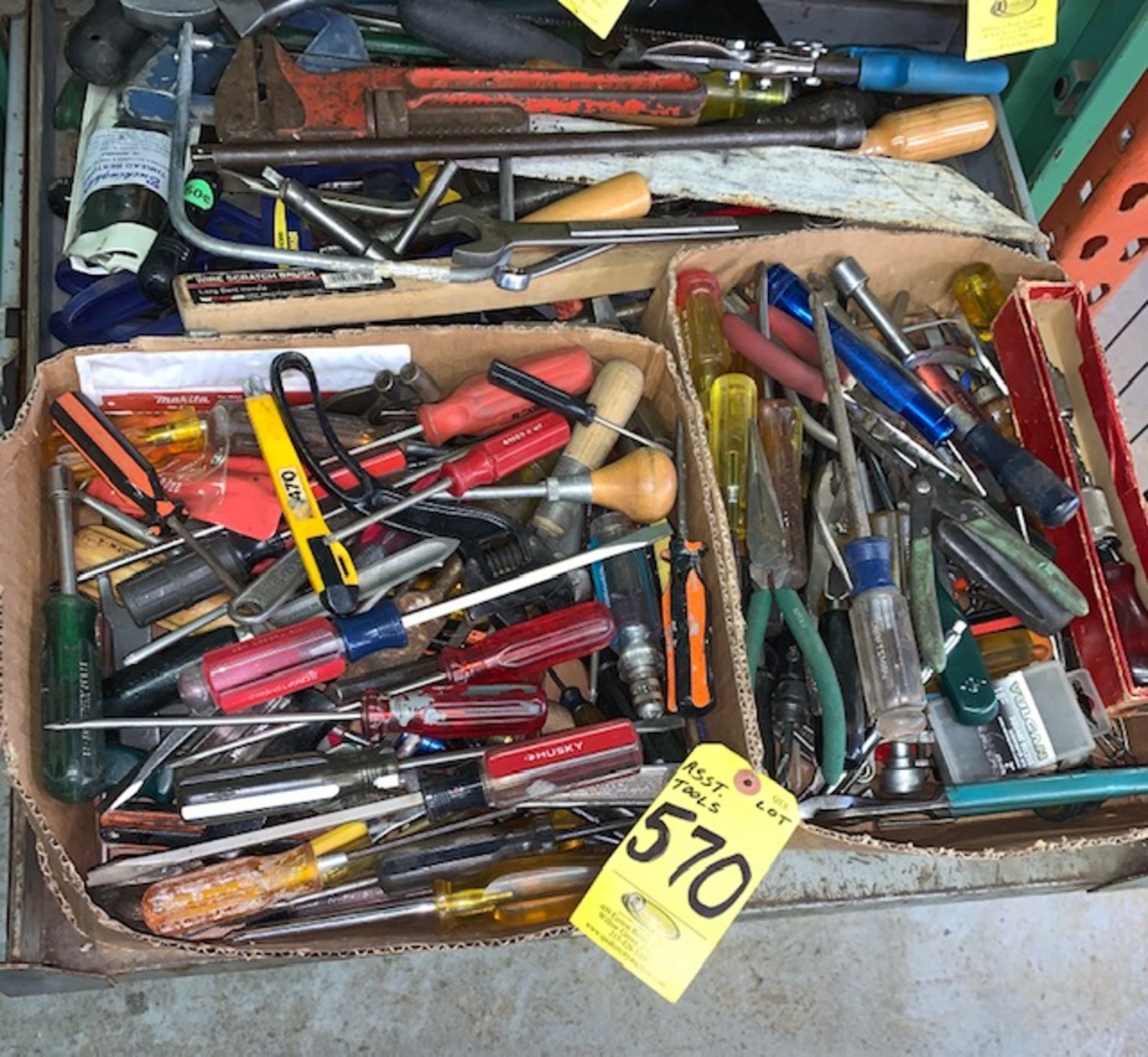 ENTIRE DRAWER OF TOOLS (2ND SHELF OF LOT 554 - RIGHT SIDE)
