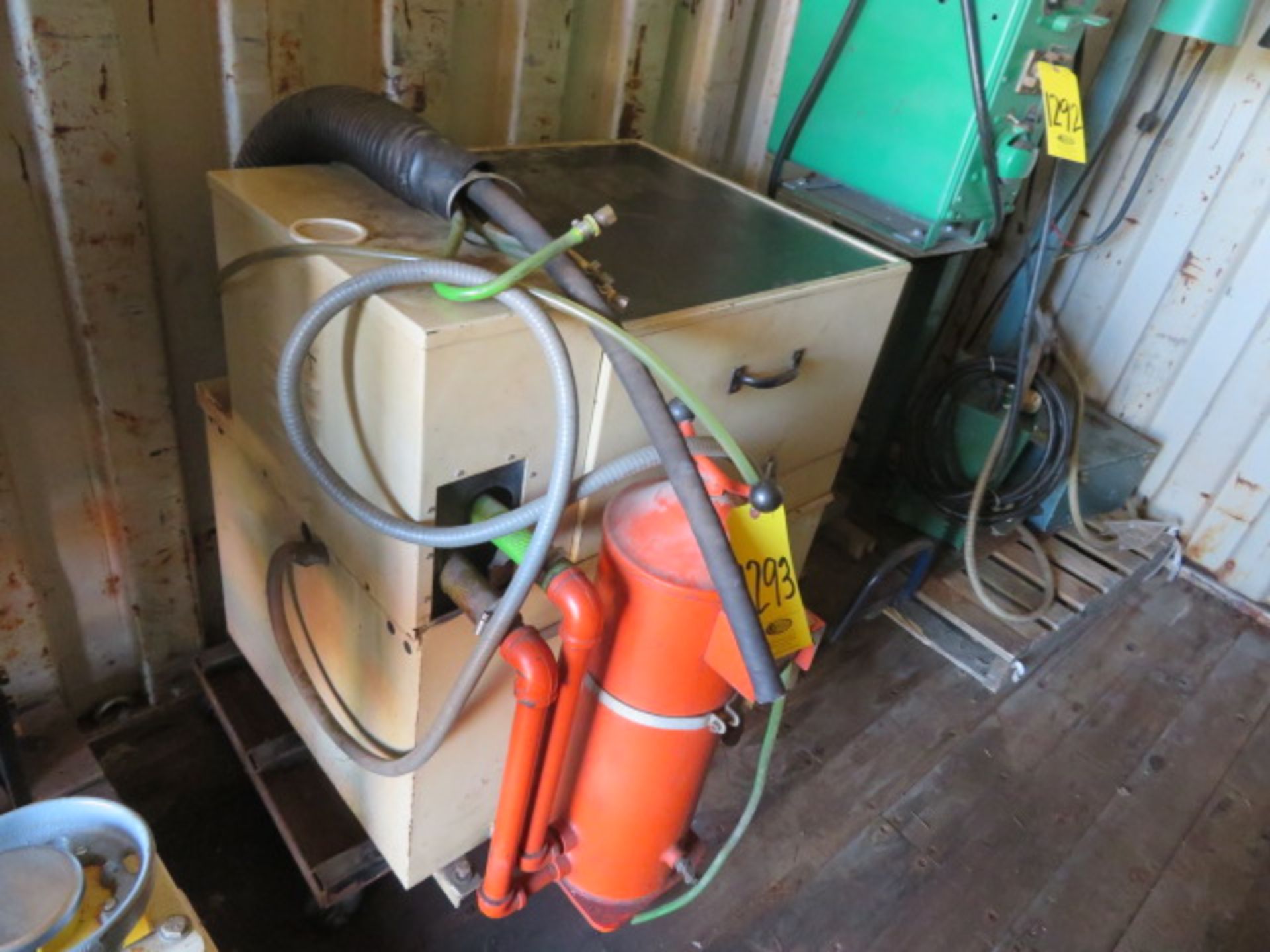CLEANING UNIT W/FILTER (LOCATED IN LOT 1317 CONTAINER)