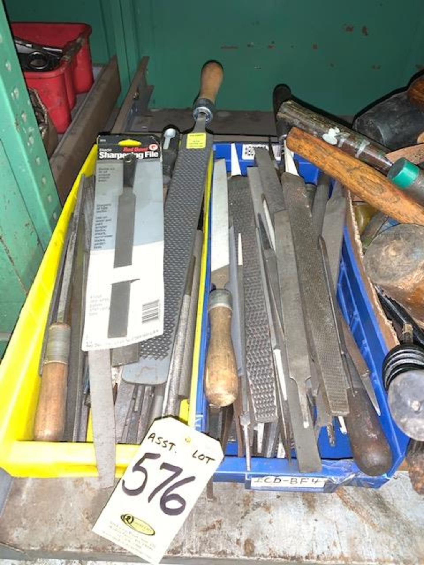 ASSORTED HAND FILES (BOTTOM SHELF OF LOT 554 - RIGHT SIDE)