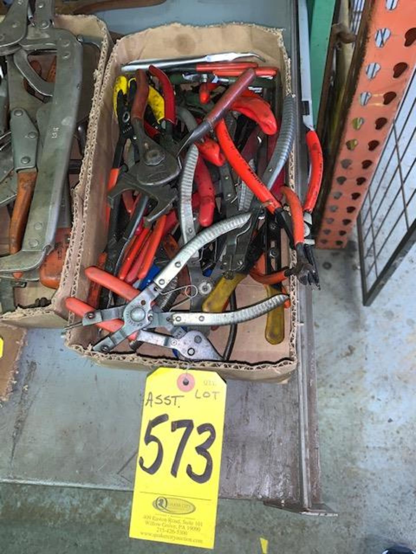 ASSORTED PLIERS AND CRIMPERS (3RD SHELF OF LOT 554 - RIGHT SIDE)