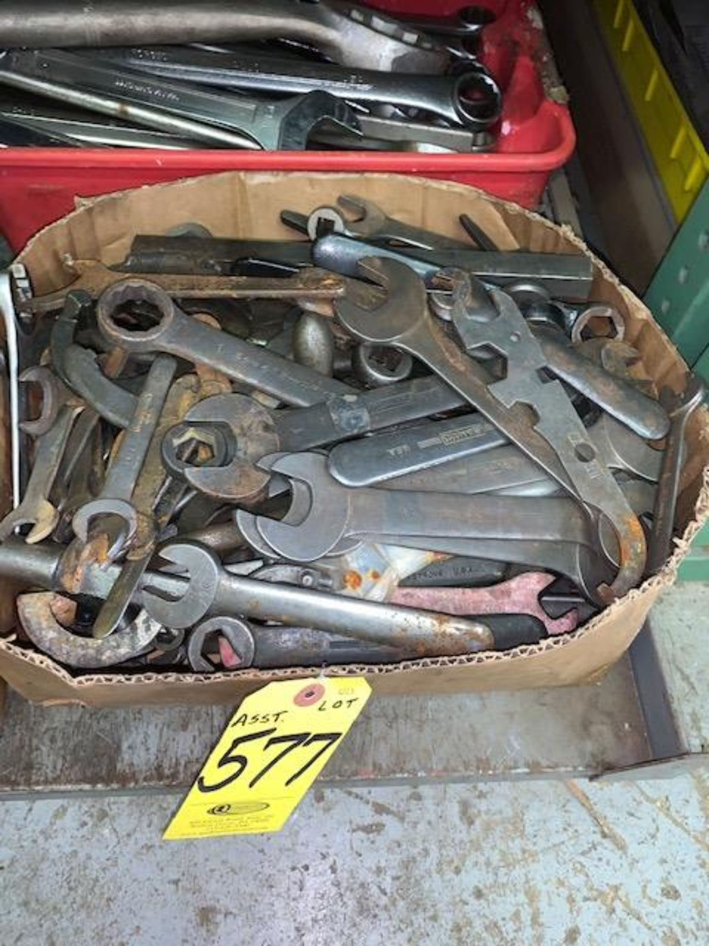 ASSORTED WRENCHES (BOTTOM SHELF OF LOT 554 - LEFT SIDE)