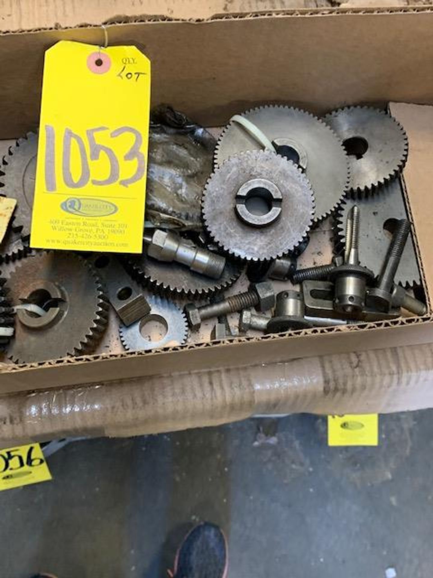 ASSORTED TAPPING MACHINE GEARS