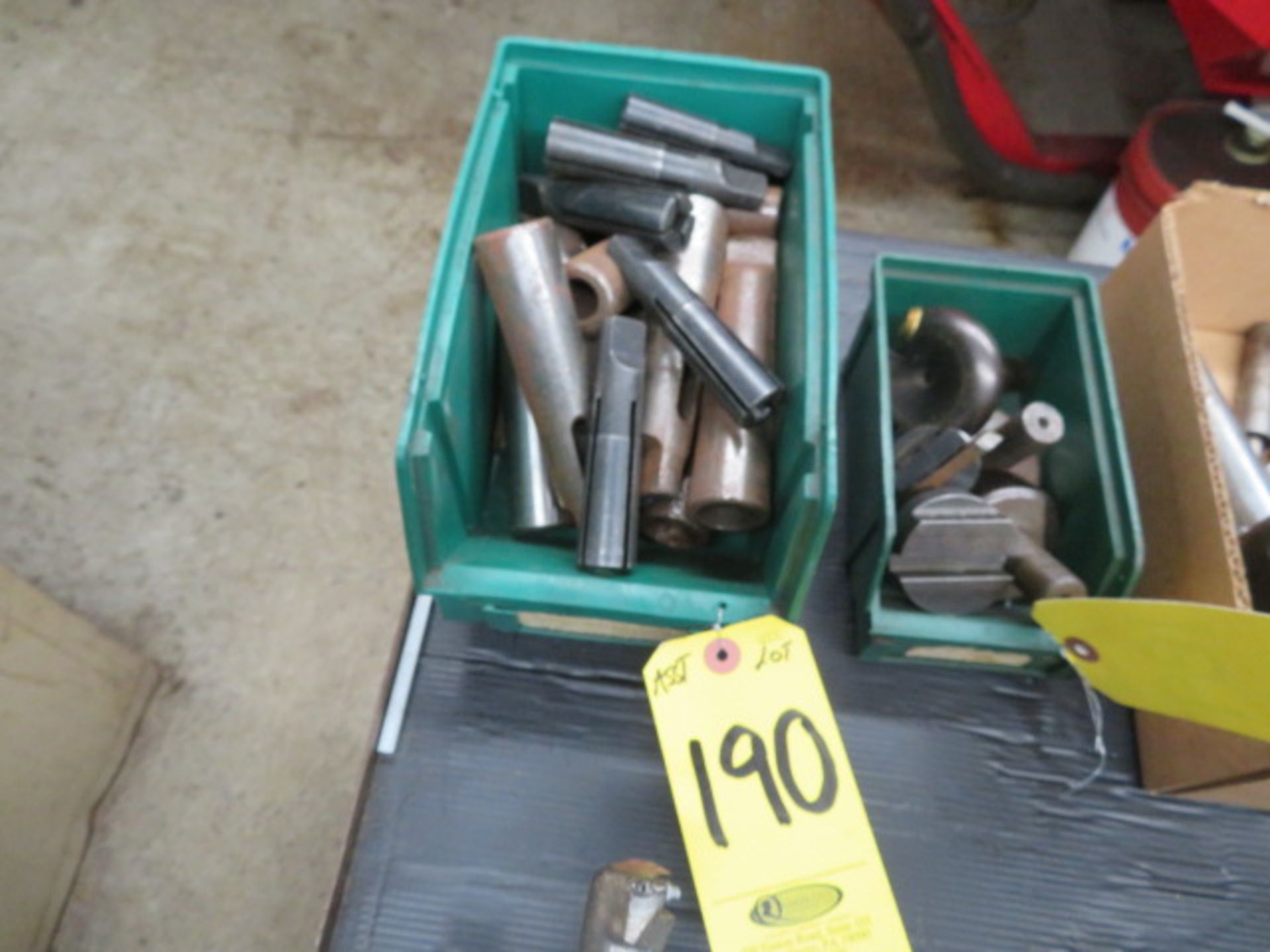 ASSORTED SIZED MORSE TAPER TOOL HOLDERS