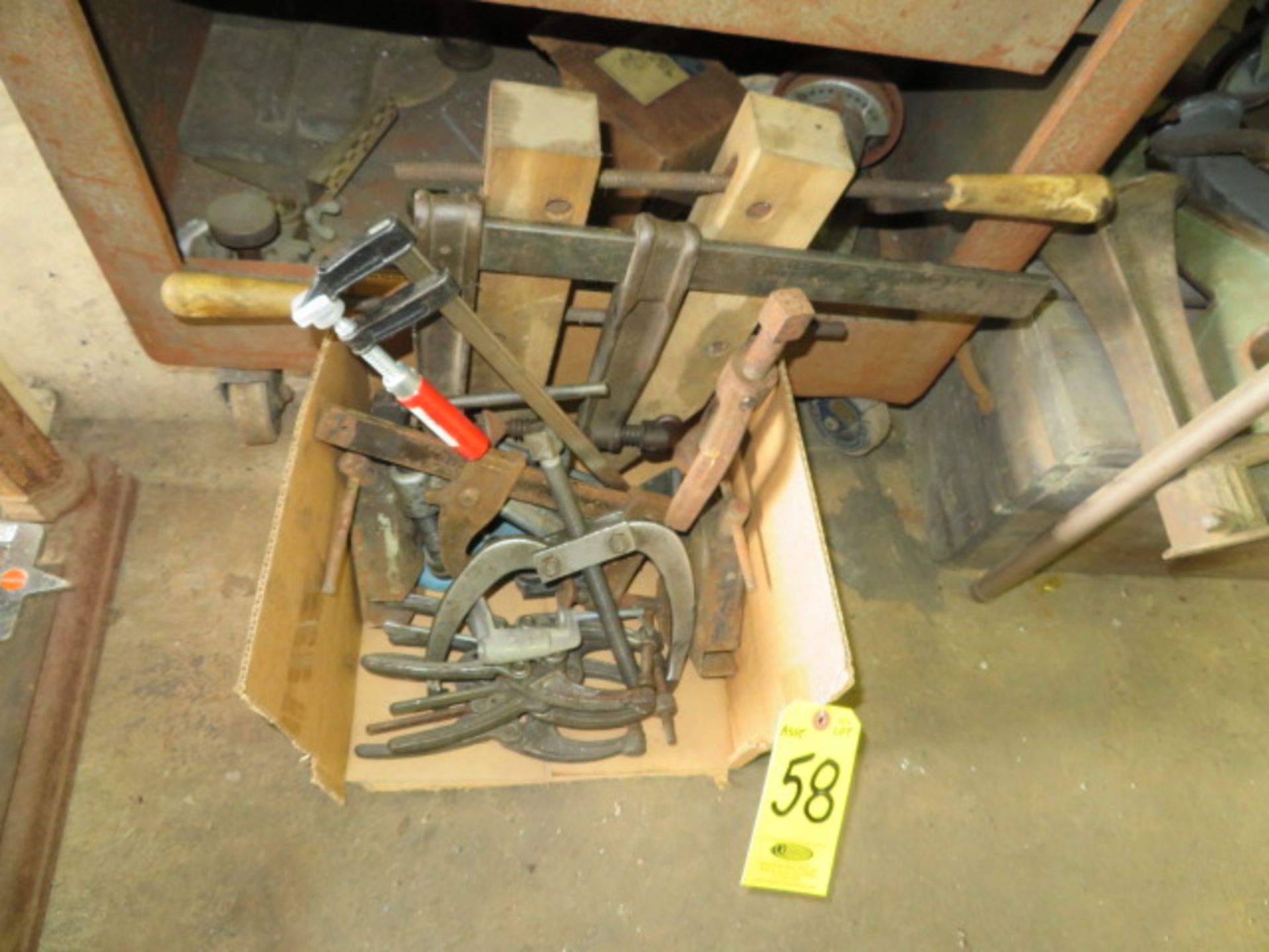 ASSORTED CLAMPS AND (2) PULLERS