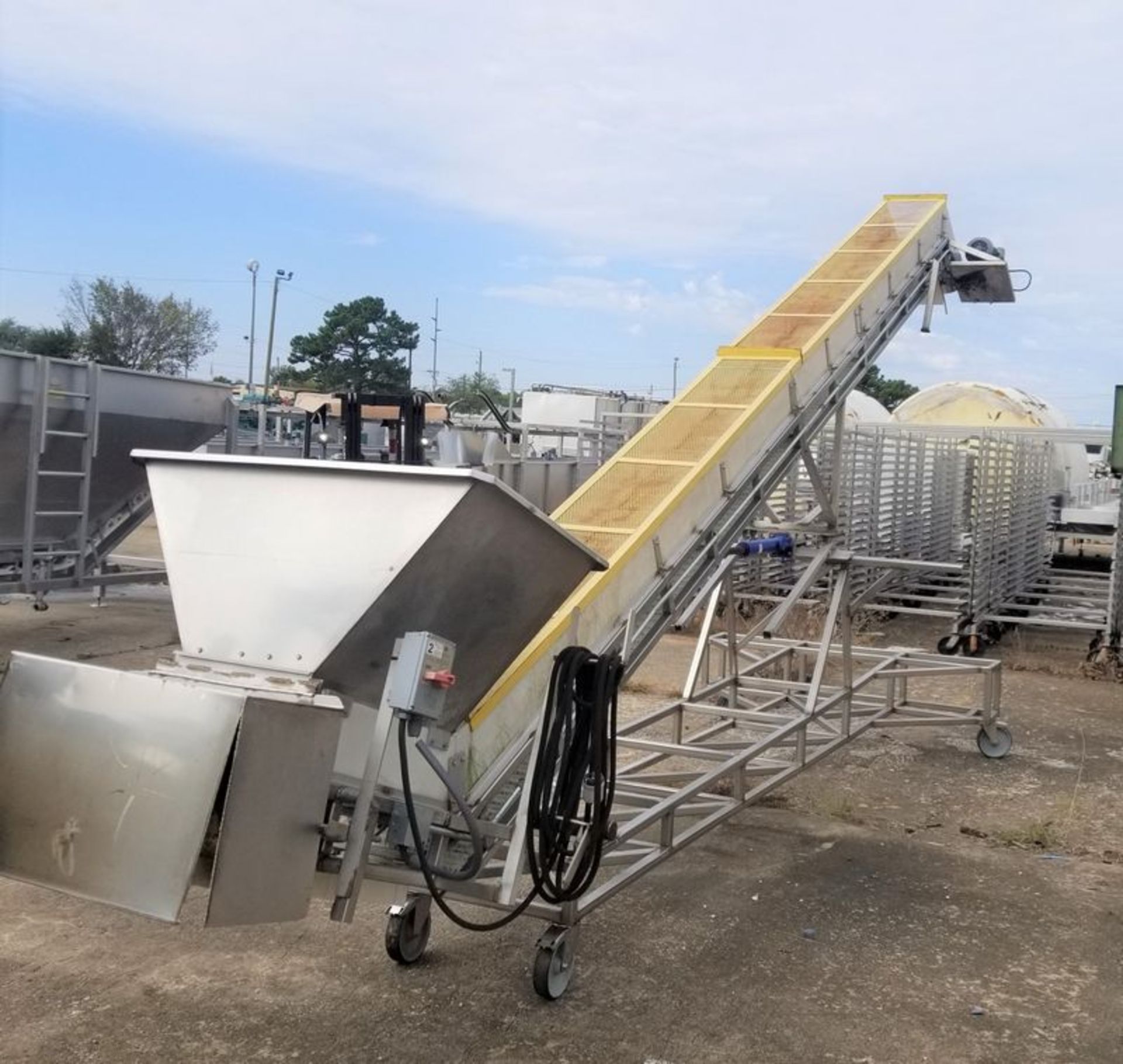 Petfood ~27' Incline Conveyor